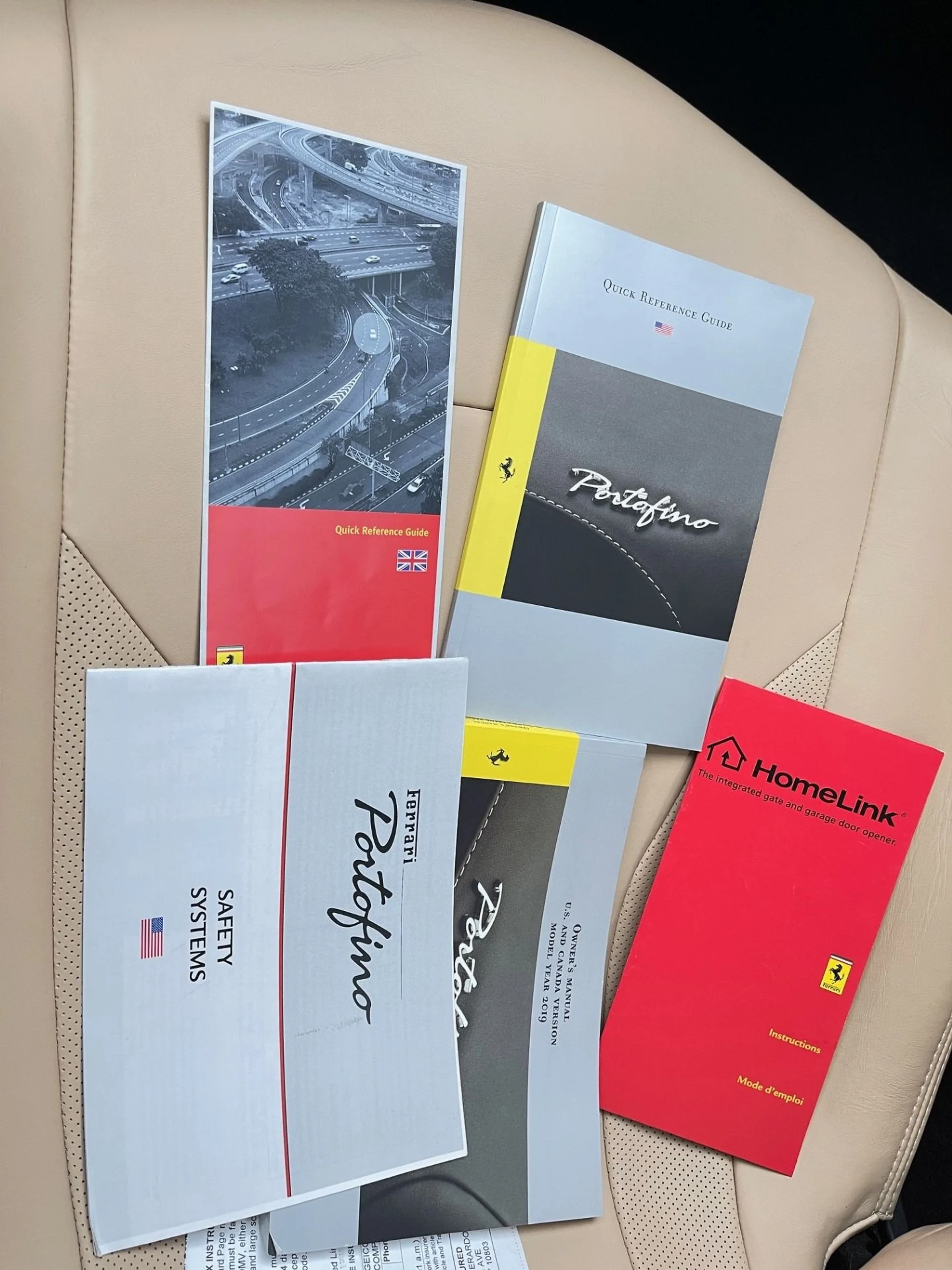 mph023_2241335935_Used_2019_Ferrari_Portofino_1763746995_53b9f18787