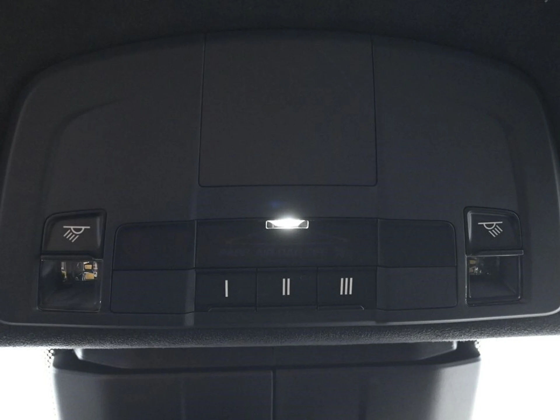 mph023_2241880638_2acfcba61587b157566f90cc2533e81fx_e2414447f4