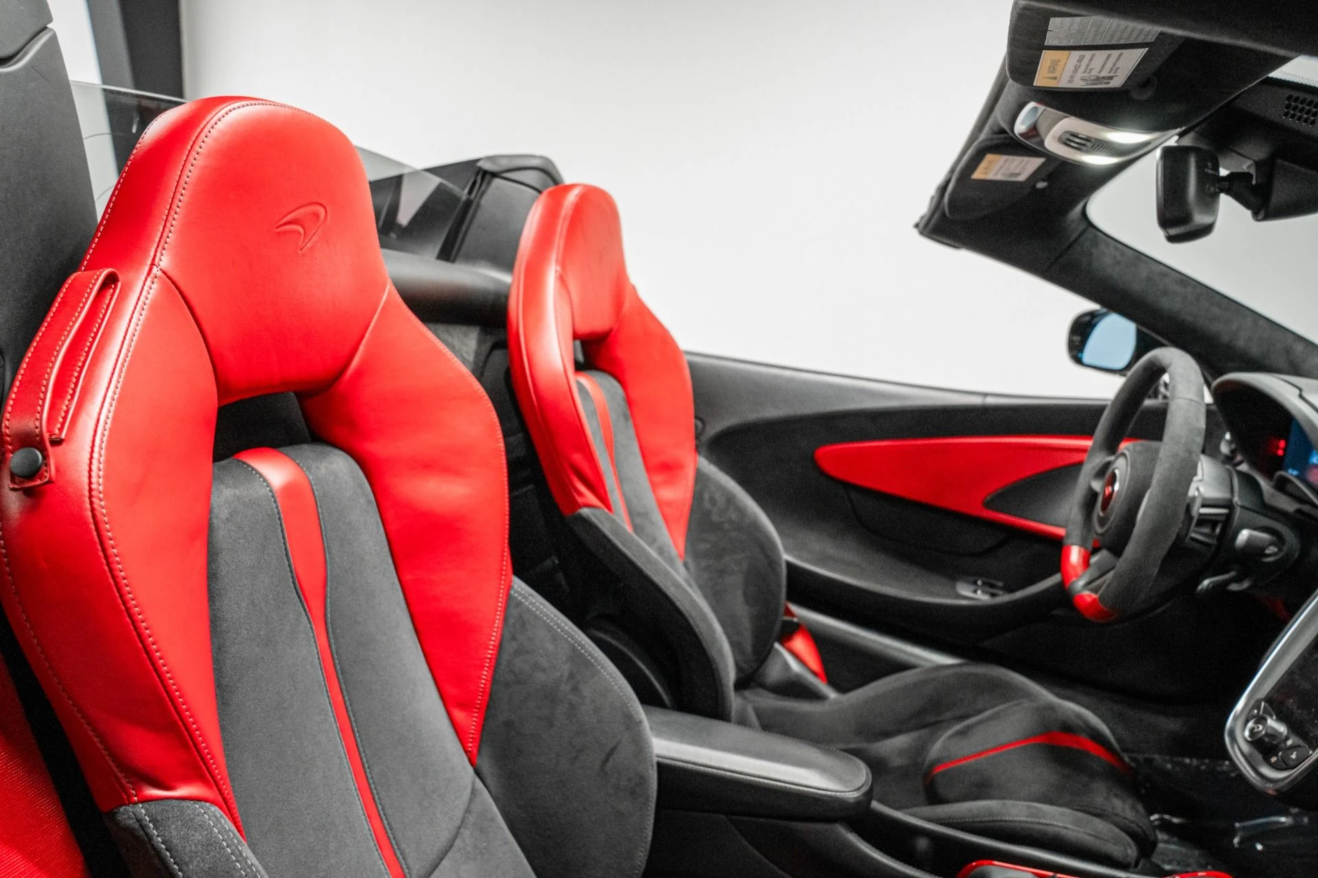 mph023_2242136074_Used_2018_Mc_Laren_570_S_Spider_Full_Matte_Paint_Protection_Film_Alcantara_Interior_1768429853_e0203f55d5