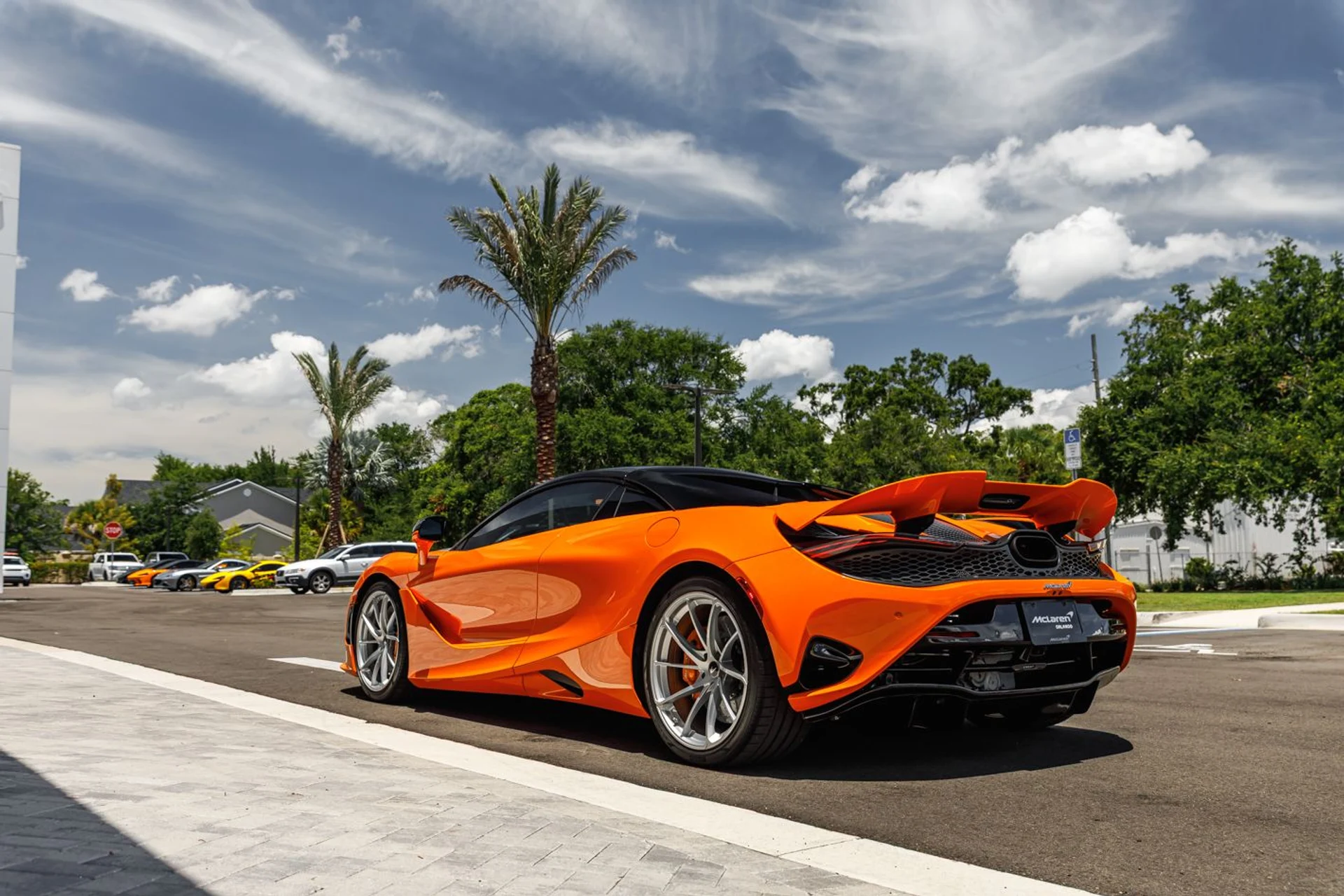 mph023_2249246819_Used_2024_Mc_Laren_750_S_Spider_27483e6d15