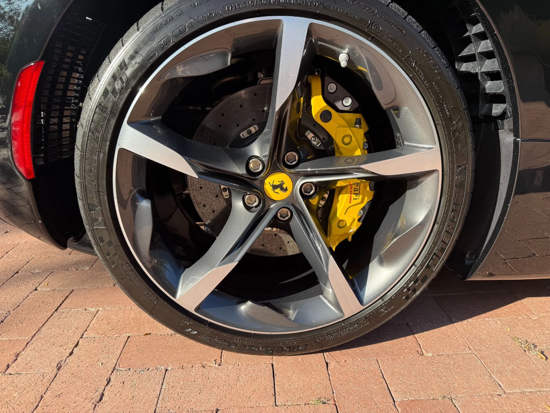 mph023_2252441291_Used_2021_Ferrari_SF_90_Stradale_1770238998_27551b7706