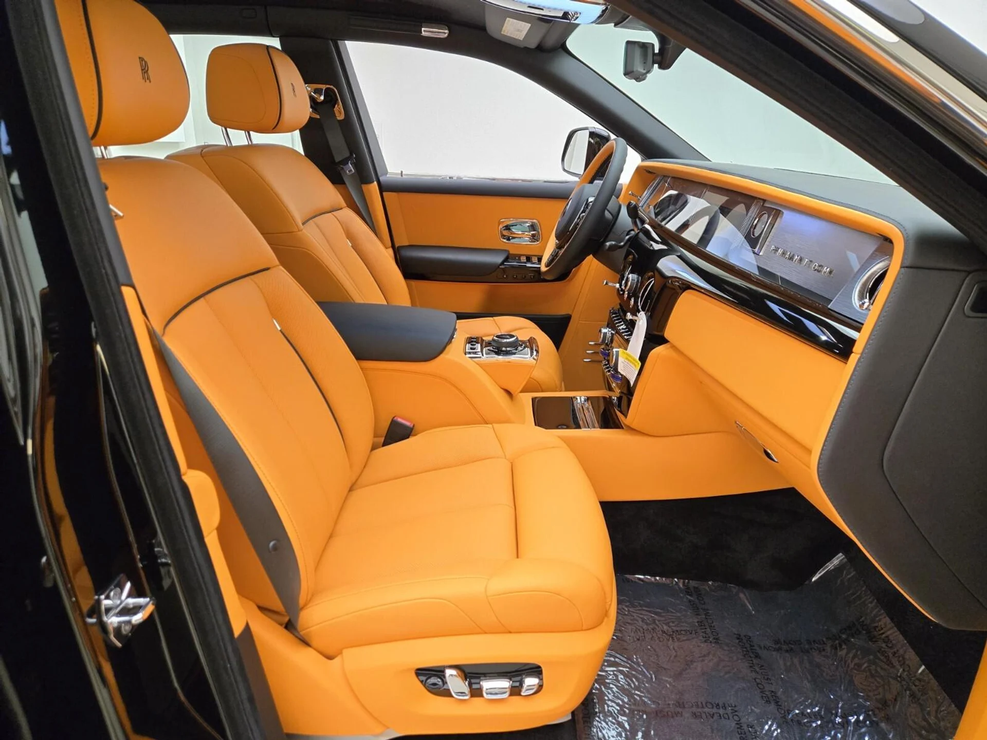 mph023_2259119002_New_2027_Rolls_Royce_Phantom_1793078069_ce714394e8