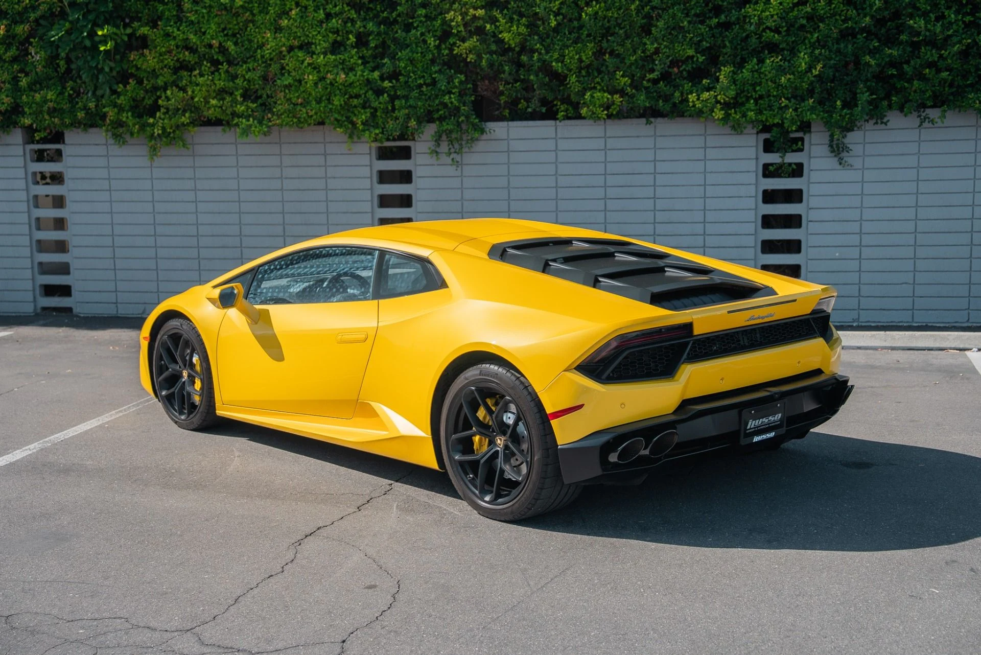 mph023_22681136_Used_2018_Lamborghini_Huracan_LP_580_2_1762289056_0d6f0dfb1e