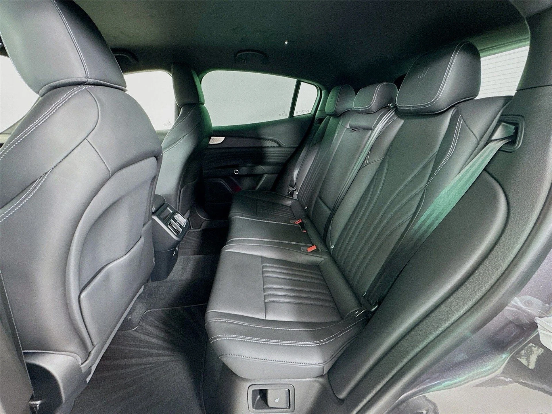 mph023_228345867_fc09118467c9e70cc73b564567e56b08x_7a03e227f0