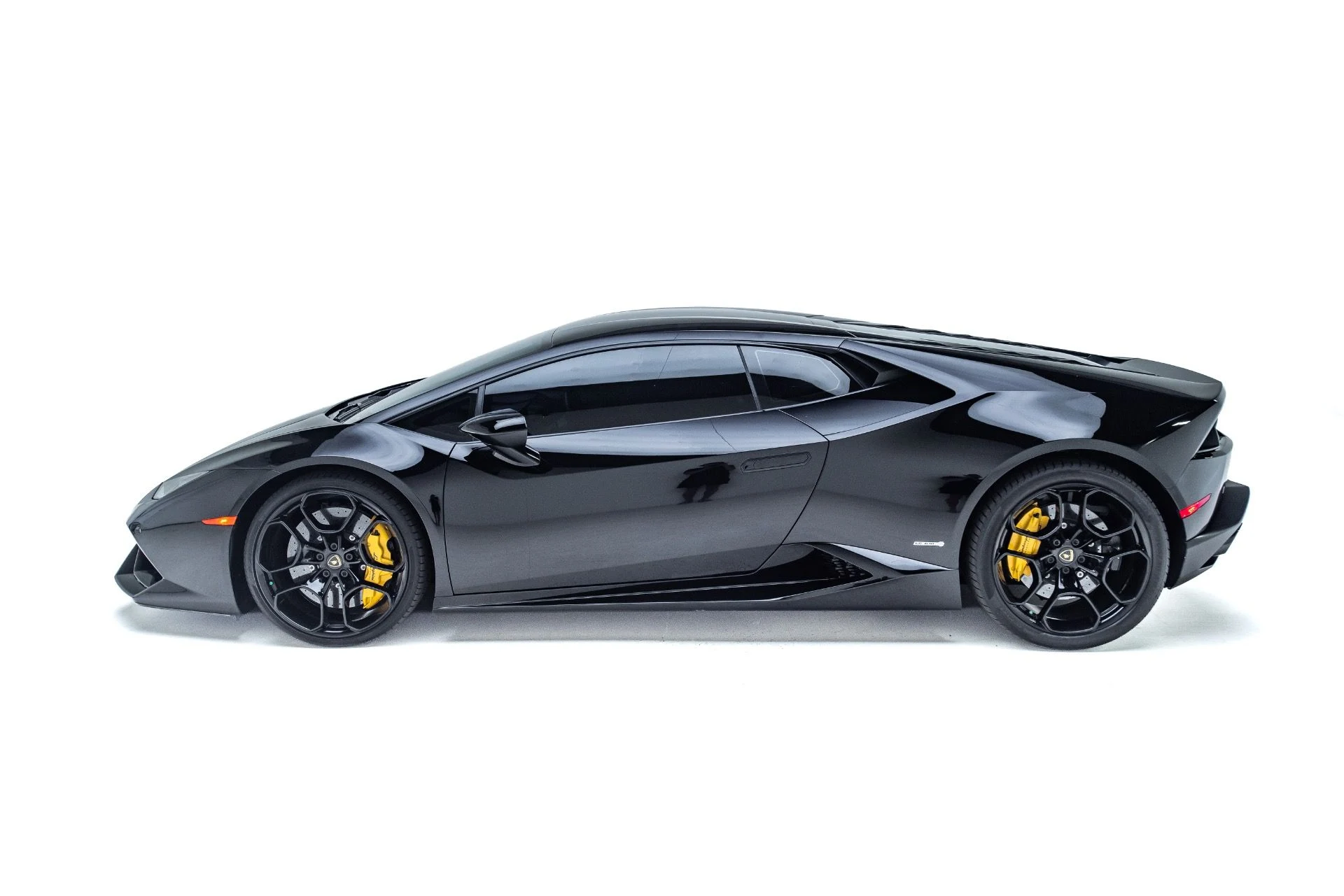 mph023_2287172372_Used_2016_Lamborghini_Huracan_LP_610_4_1786577538_822d3d6a71