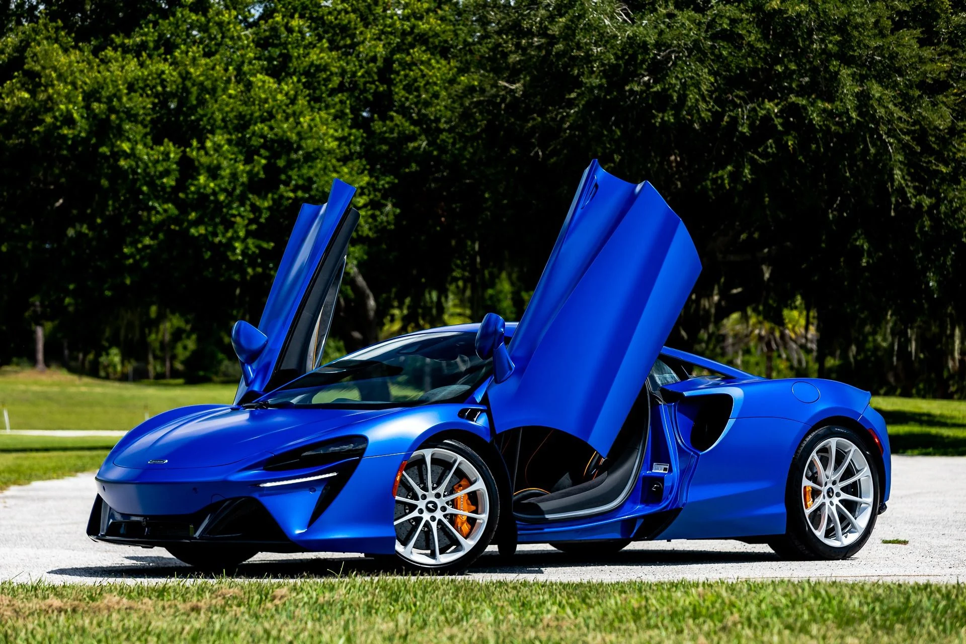 mph023_2290735644_Used_2023_Mc_Laren_Artura_PERFORMANCE_019b247a69