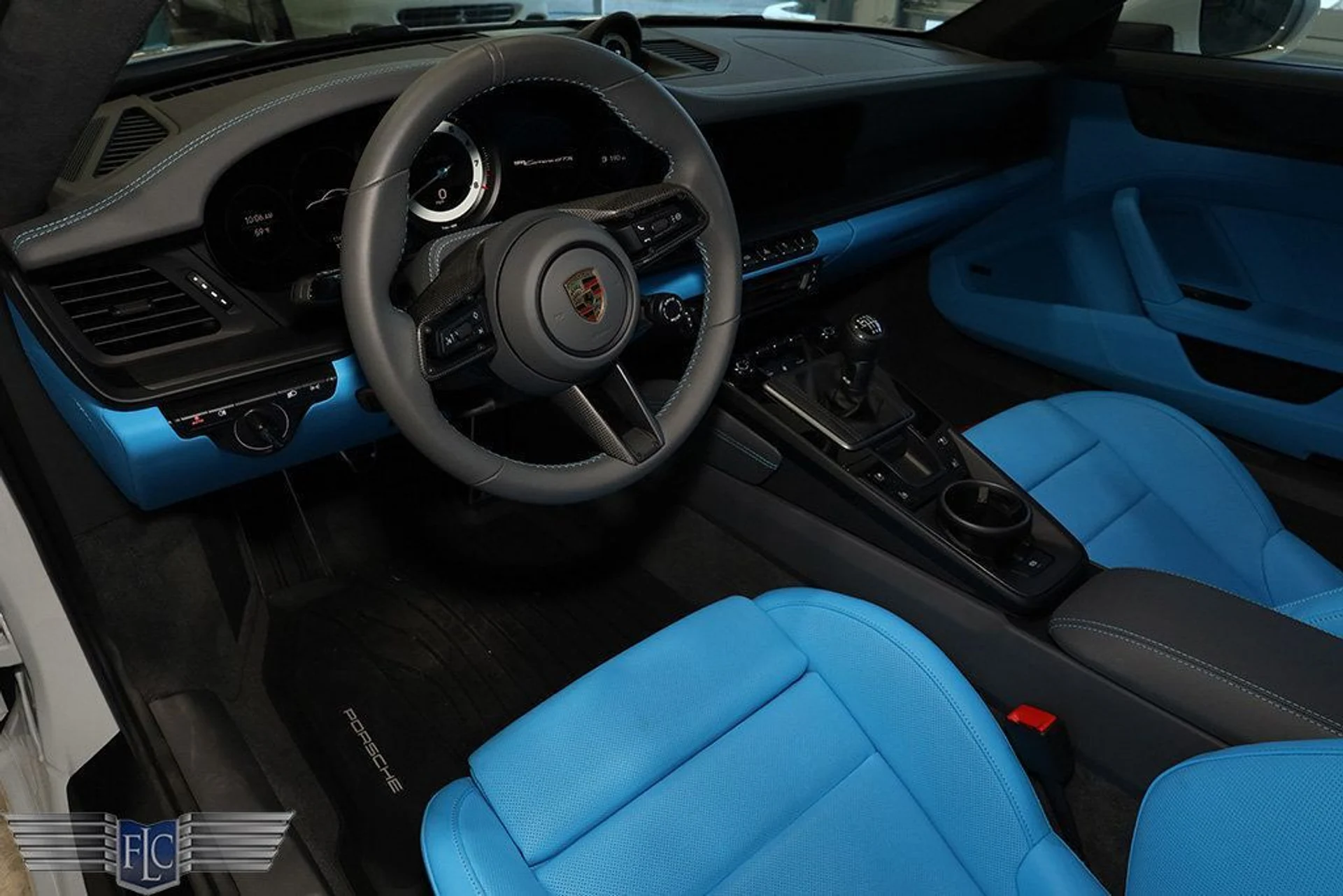 mph023_2291208632_used_2024_porsche_911_carreragtsmanualcoupe_9689_22738585_24_1024_7da13d7901