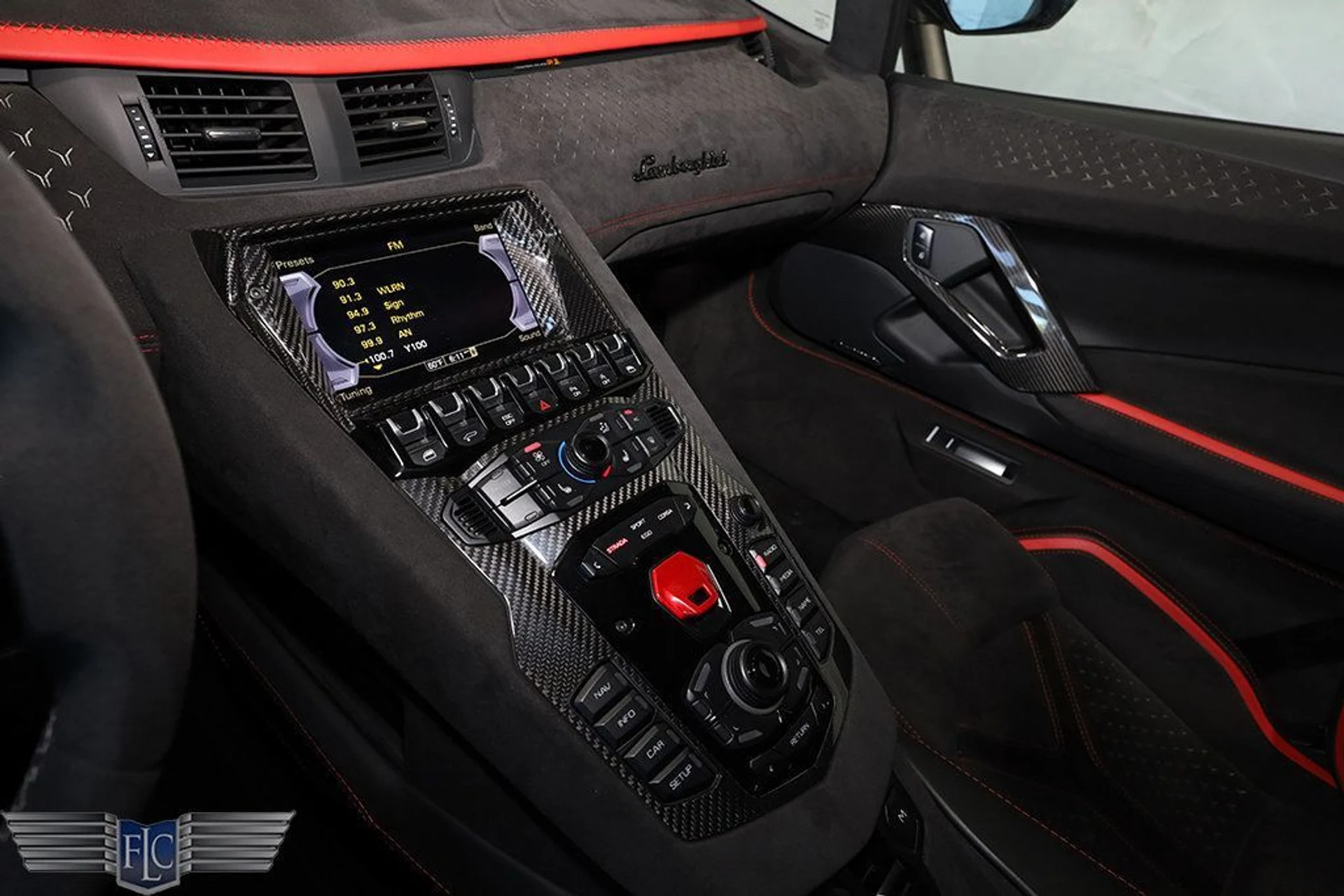 mph023_2293658290_used_2022_lamborghini_aventador_lp7804ultimaecoupe_9689_22906209_24_1024_36e6b5651f
