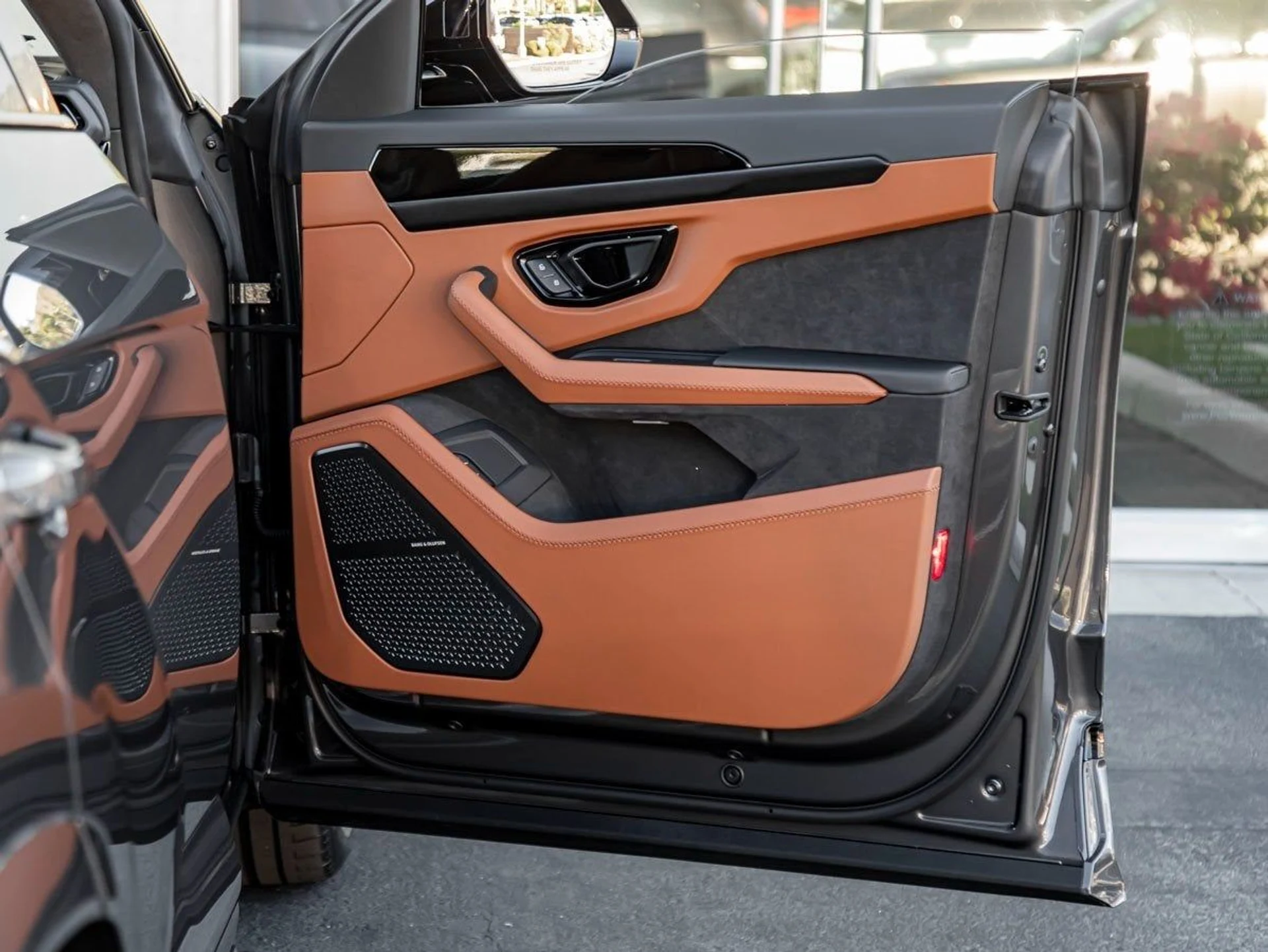 mph023_2301603920_24_a8306a7de3