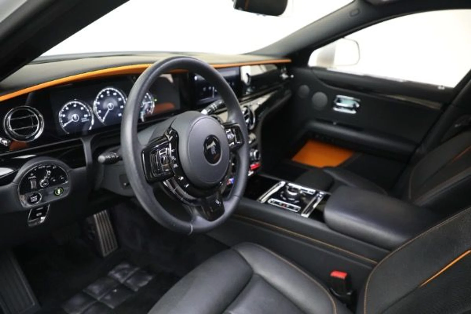 mph023_230556293_Used_2021_Rolls_Royce_Ghost_356bcd1b34