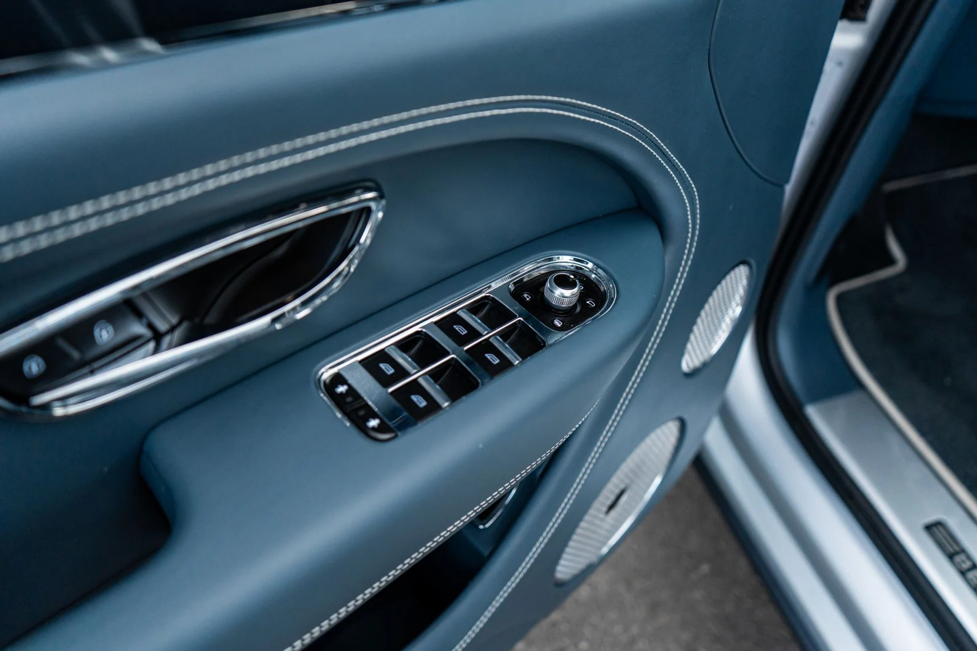 mph023_2306854984_ebbd9883_6438_45e5_8999_d92725b1f4f5_409f244266