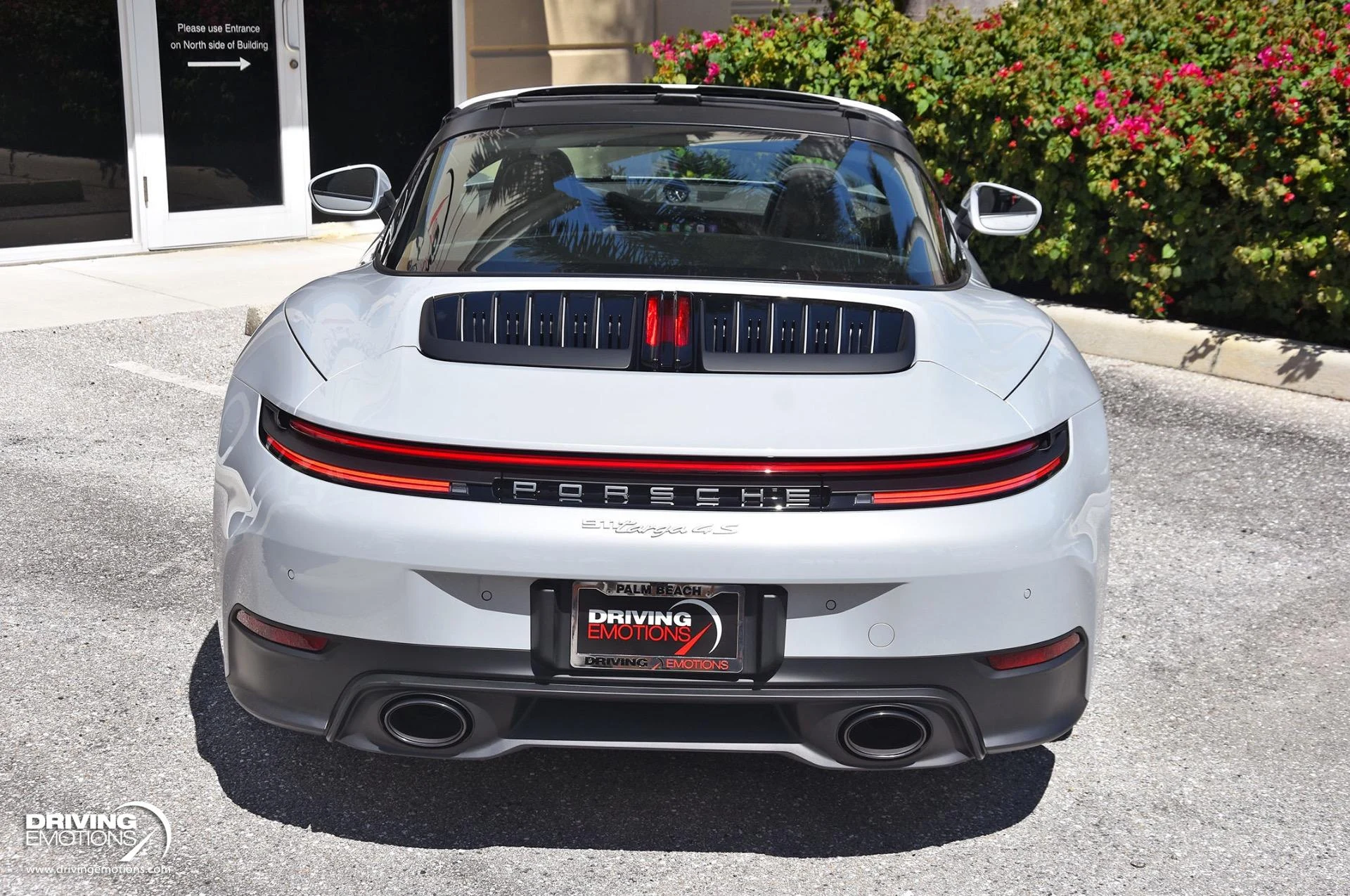 mph023_230885694_898_p24_l_fd35c71bcc