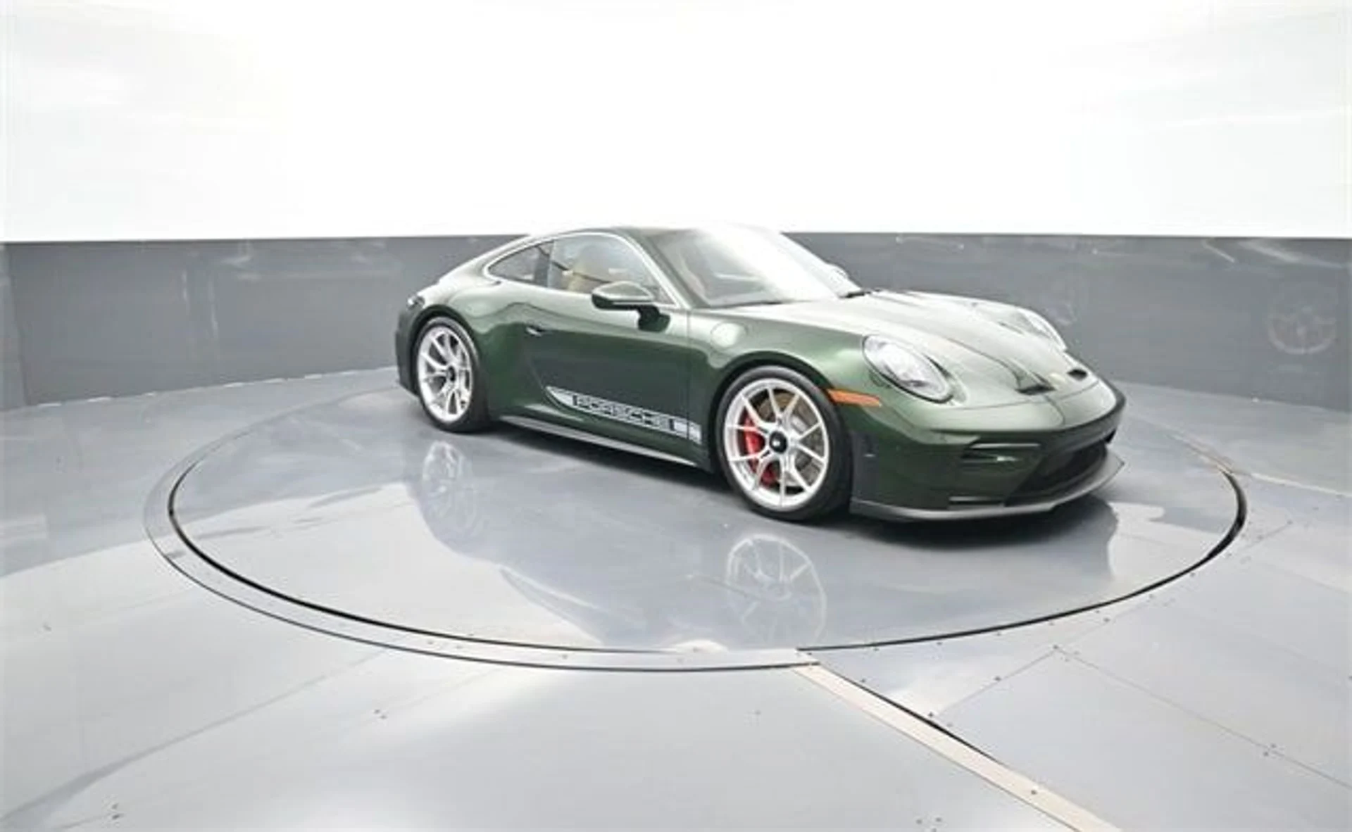 mph023_2309457170_de1e232d400e3d0249931a47efb58a20x_5dc3d353db