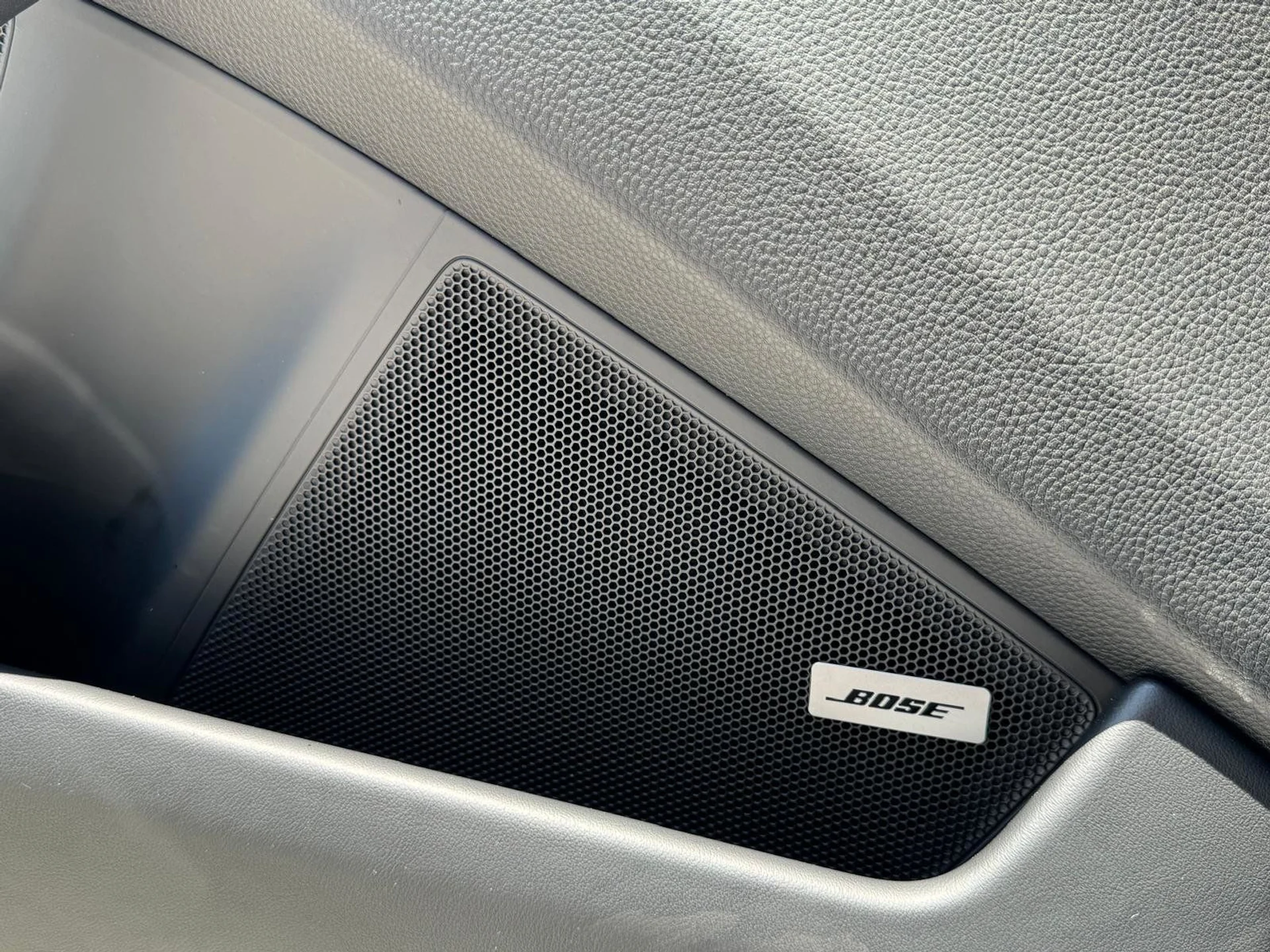 mph023_2313330750_979ca40060e1439da6b6a396e3f8ac27_c3722017e6