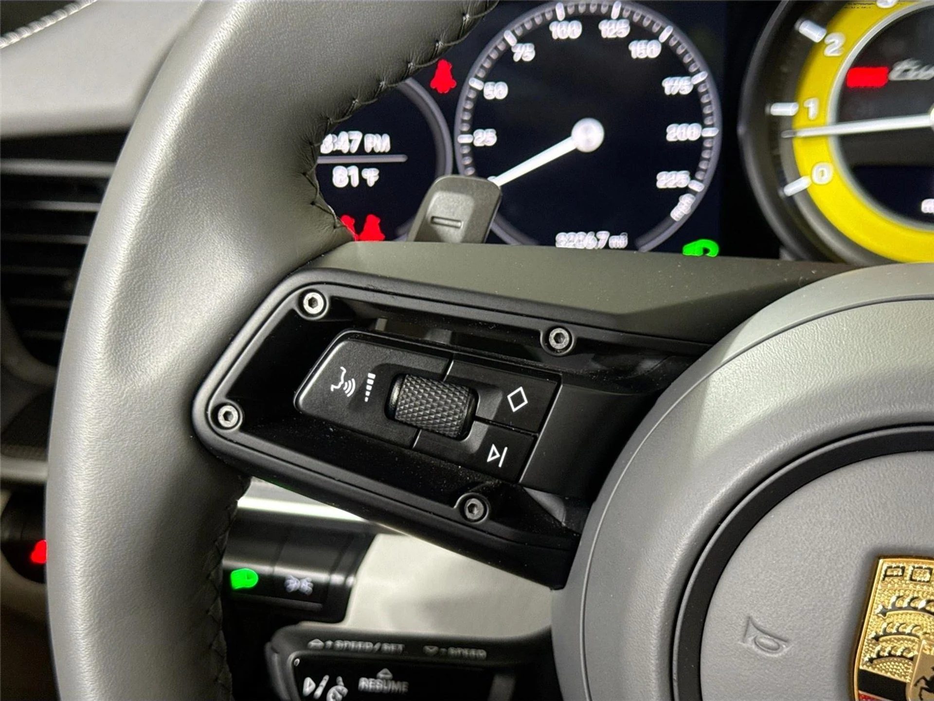 mph023_2315804684_120e15ca3973f486d2a213259b1c6528_de28089706