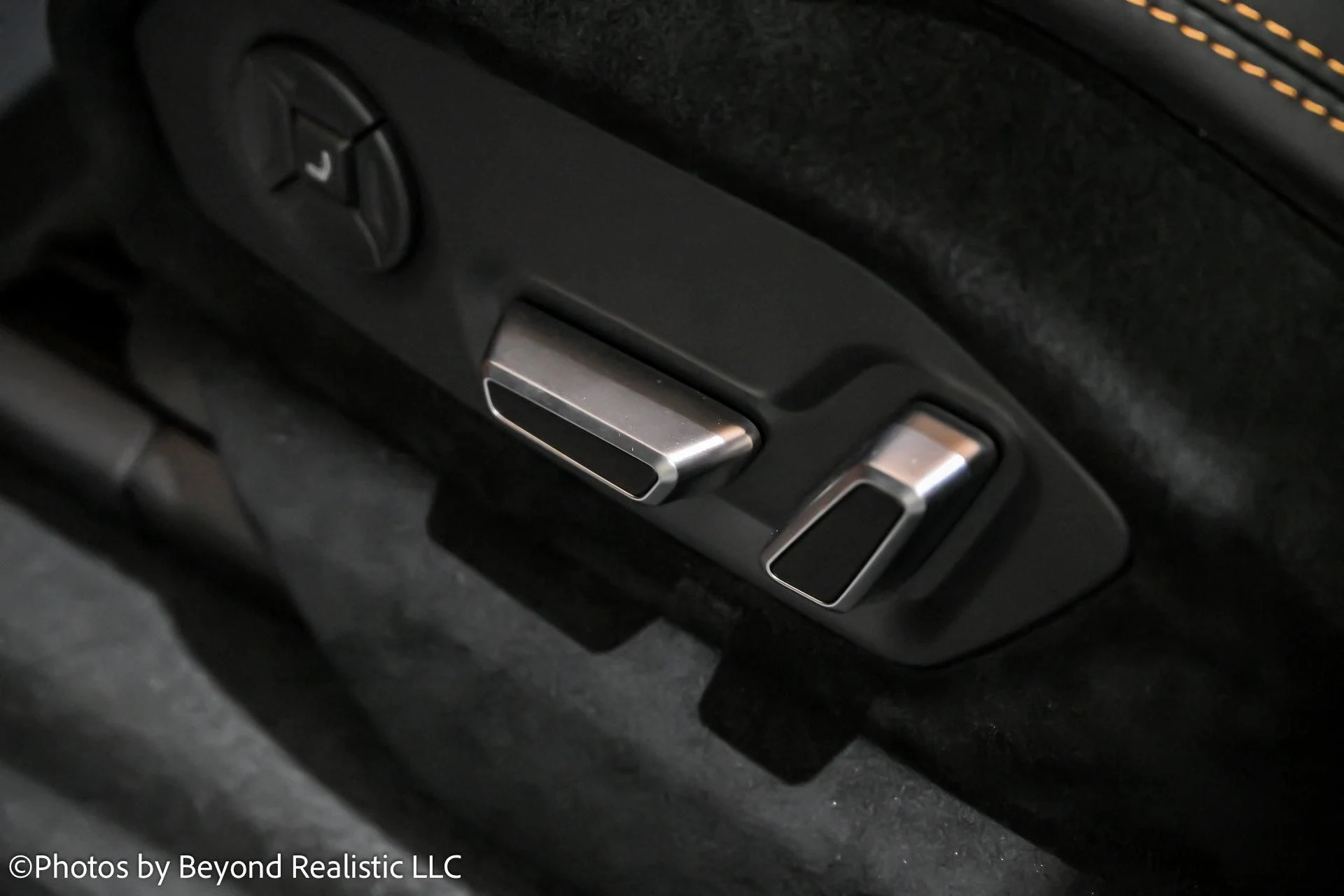 mph023_2318201598_Used_2024_Lamborghini_Urus_Performante_1765964559_f2fe62c94a