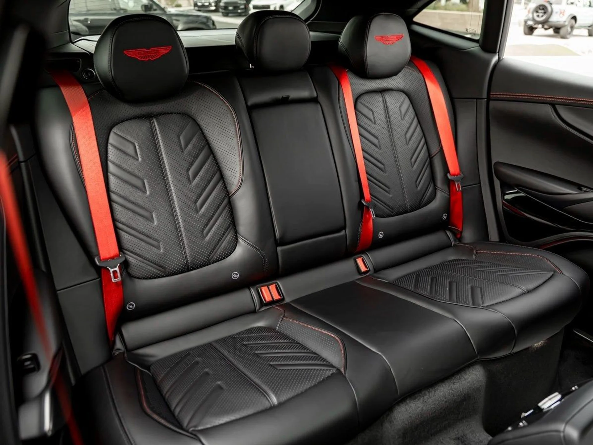 mph023_2318915782_24_9738003c08