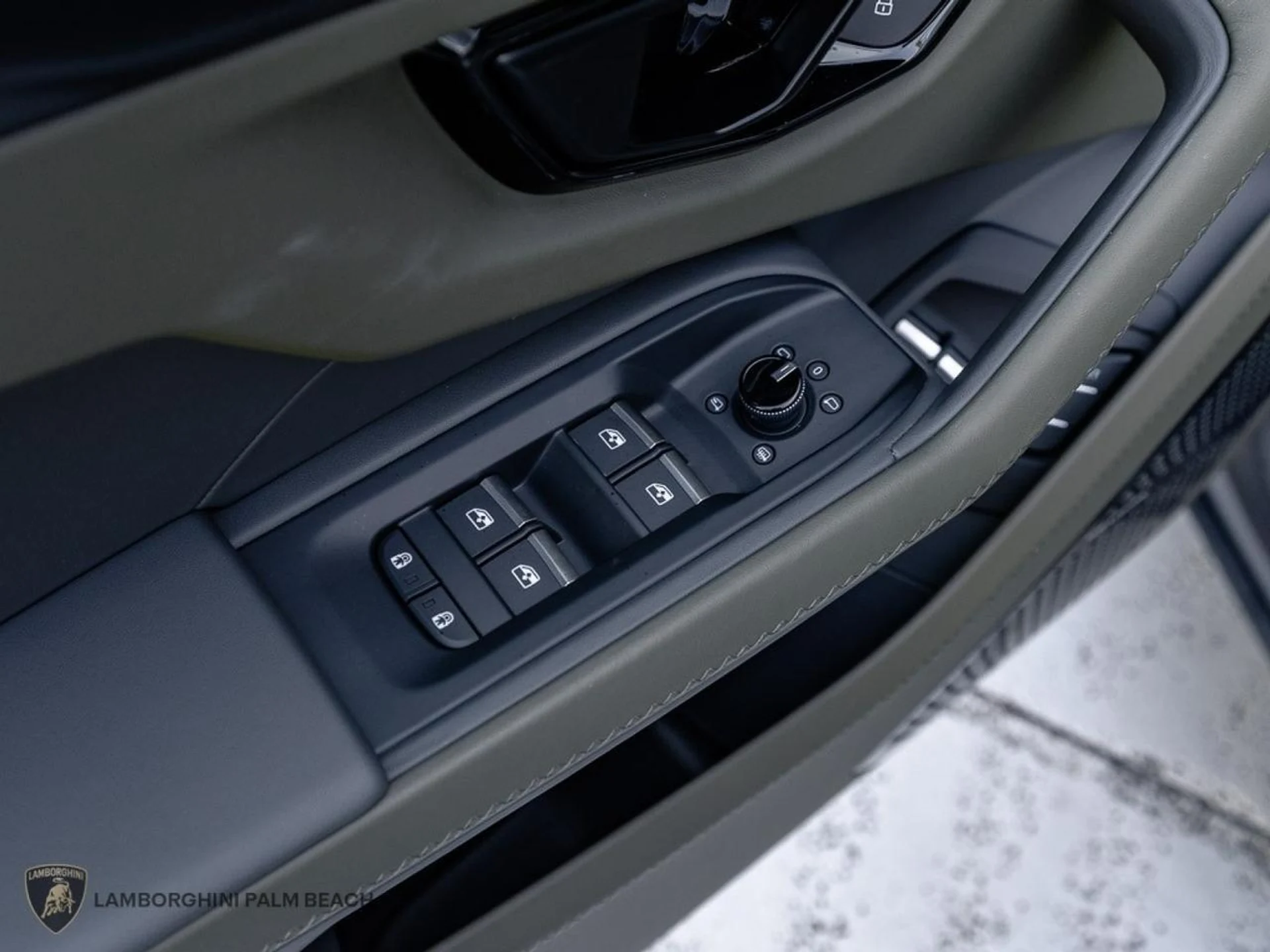 mph023_2320635306_e08c2a98b99d0a19f7b6687bb79d28f3_ba9e6e1722