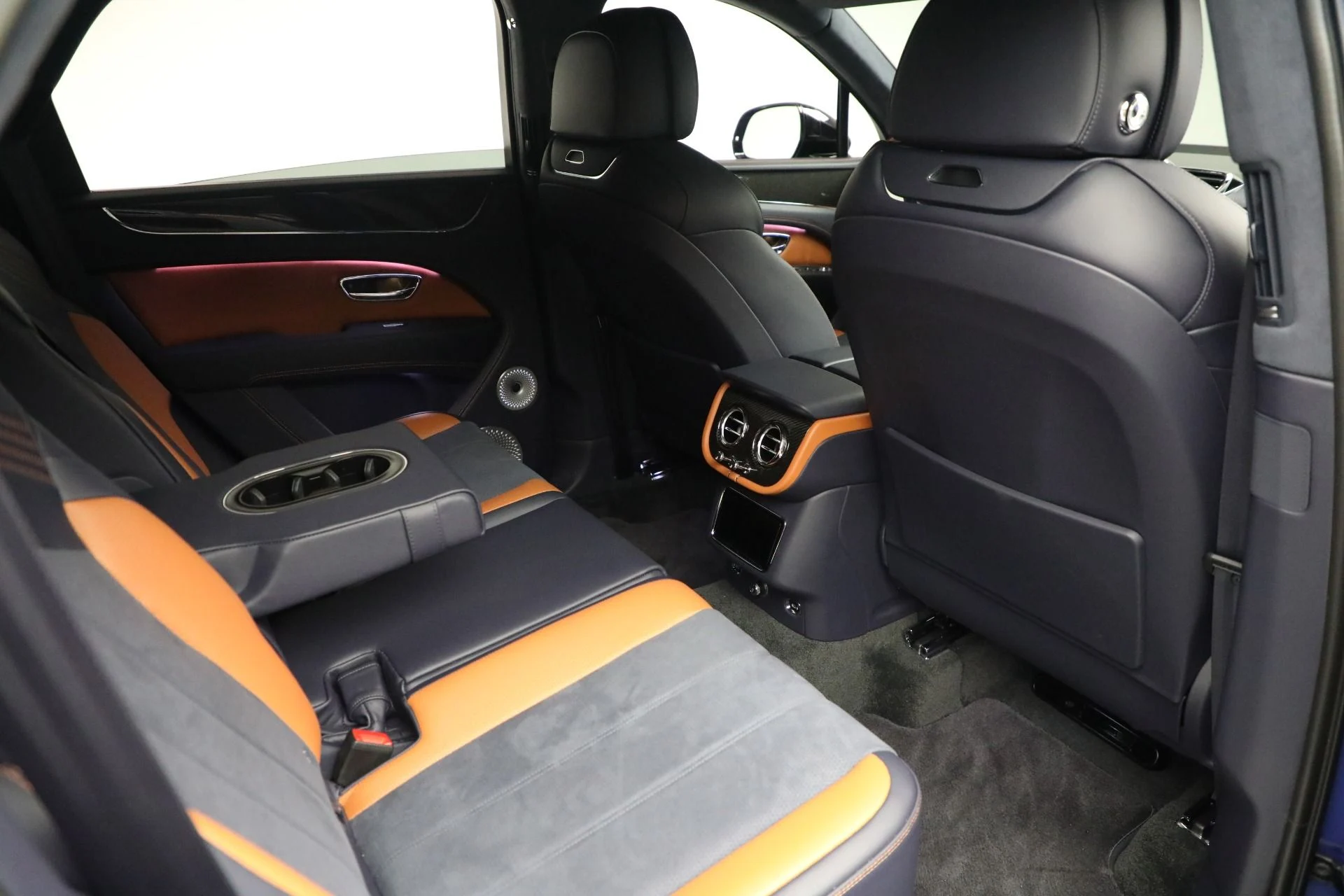 mph023_2331547210_Used_2024_Bentley_Bentayga_S_V8_b6fa8fe46d