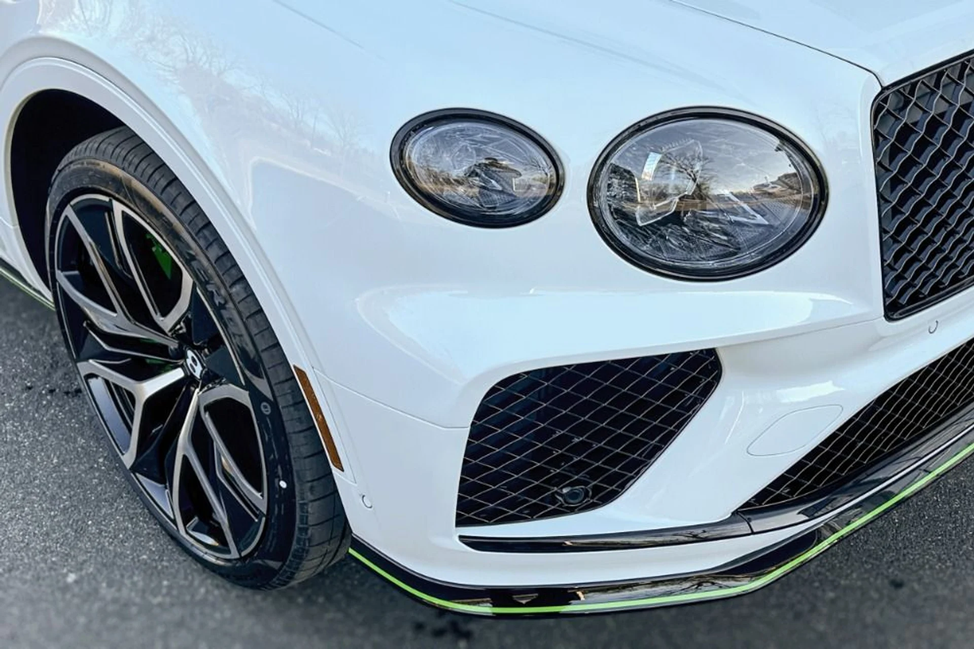 mph023_2339613376_New_2026_Bentley_Bentayga_Speed_1768573477_c7993a040a