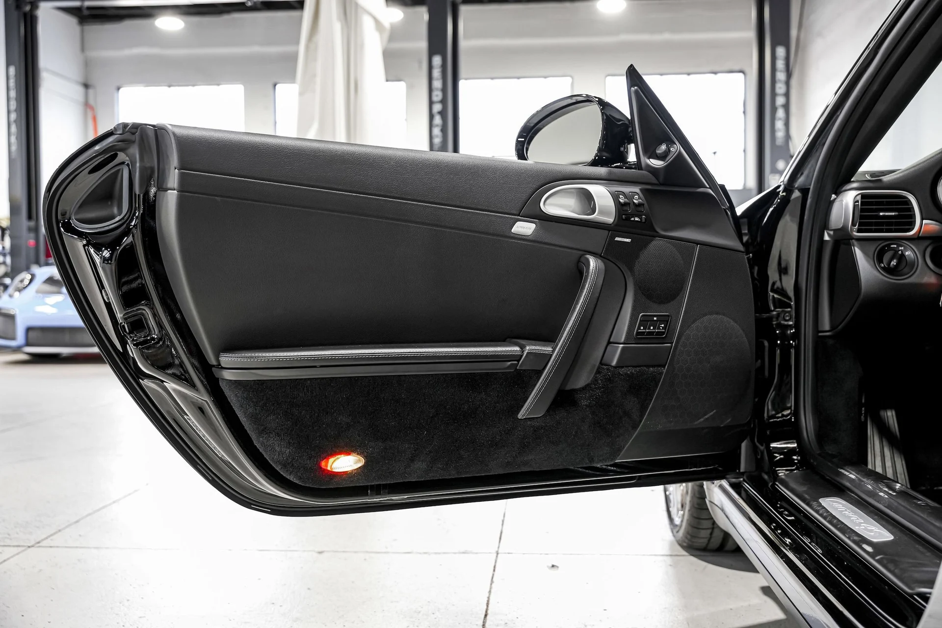 mph023_2340653005_a36101576f8f441312e8738fbb8787cbx_5e6e01be51