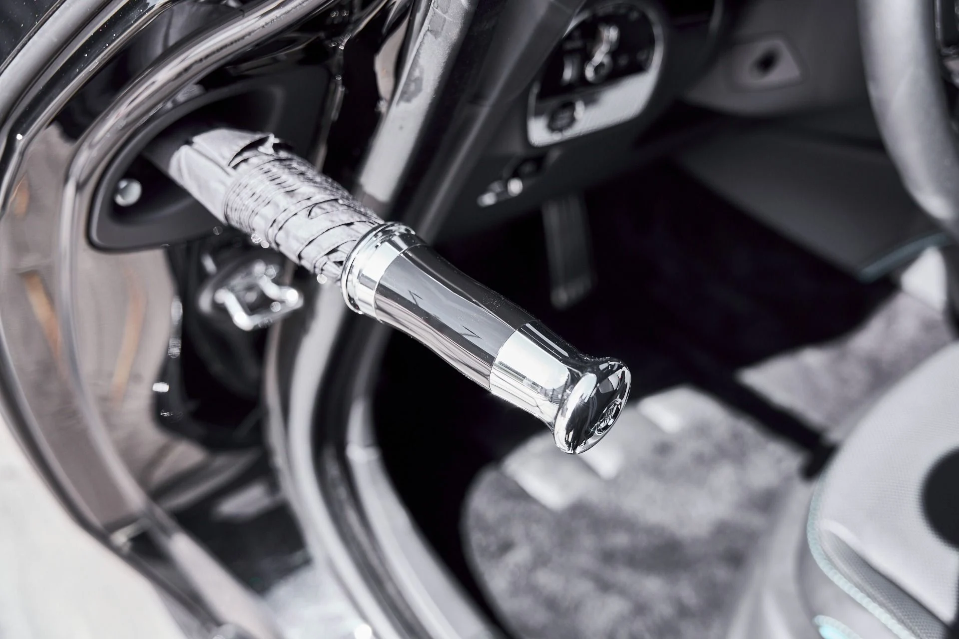 mph023_2341305833_Used_2025_Rolls_Royce_Spectre_Base_1771642449_be6fc73d09