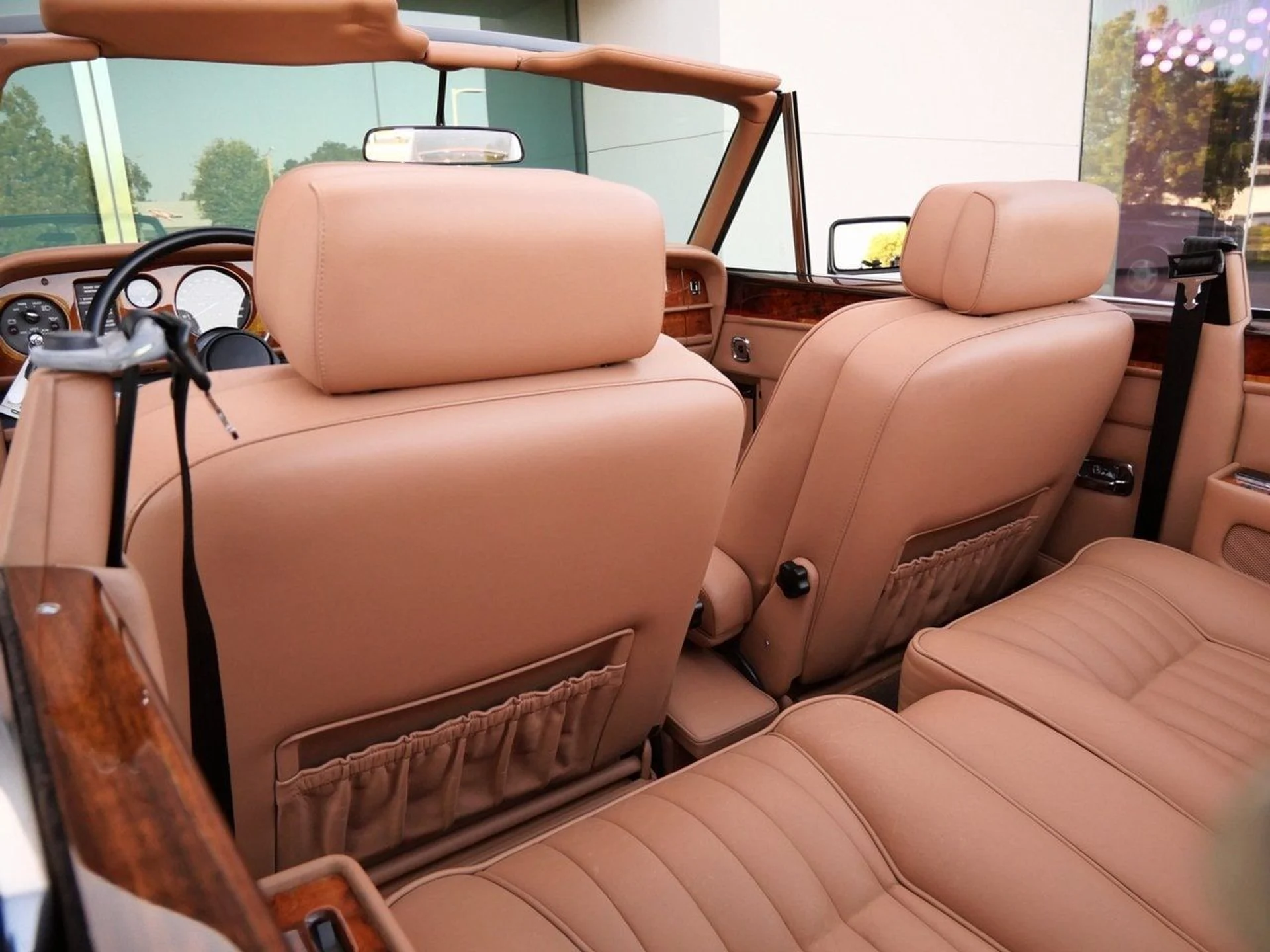 mph023_2341523152_6d68d236345e85f3fe98fa9abdc81272x_030c455495