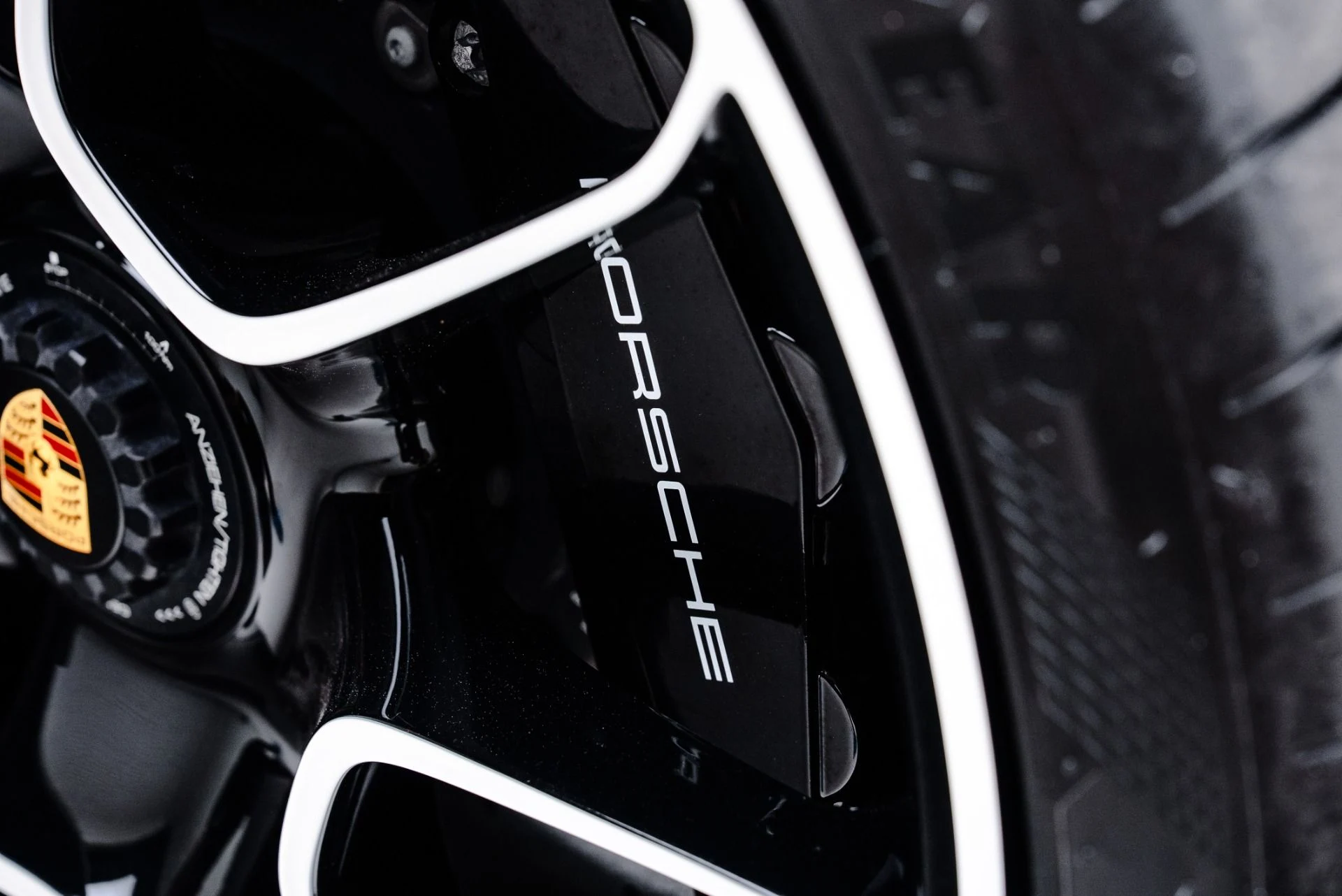 mph023_2343079960_Used_2022_Porsche_911_Turbo_S_1774378410_564a296eb6