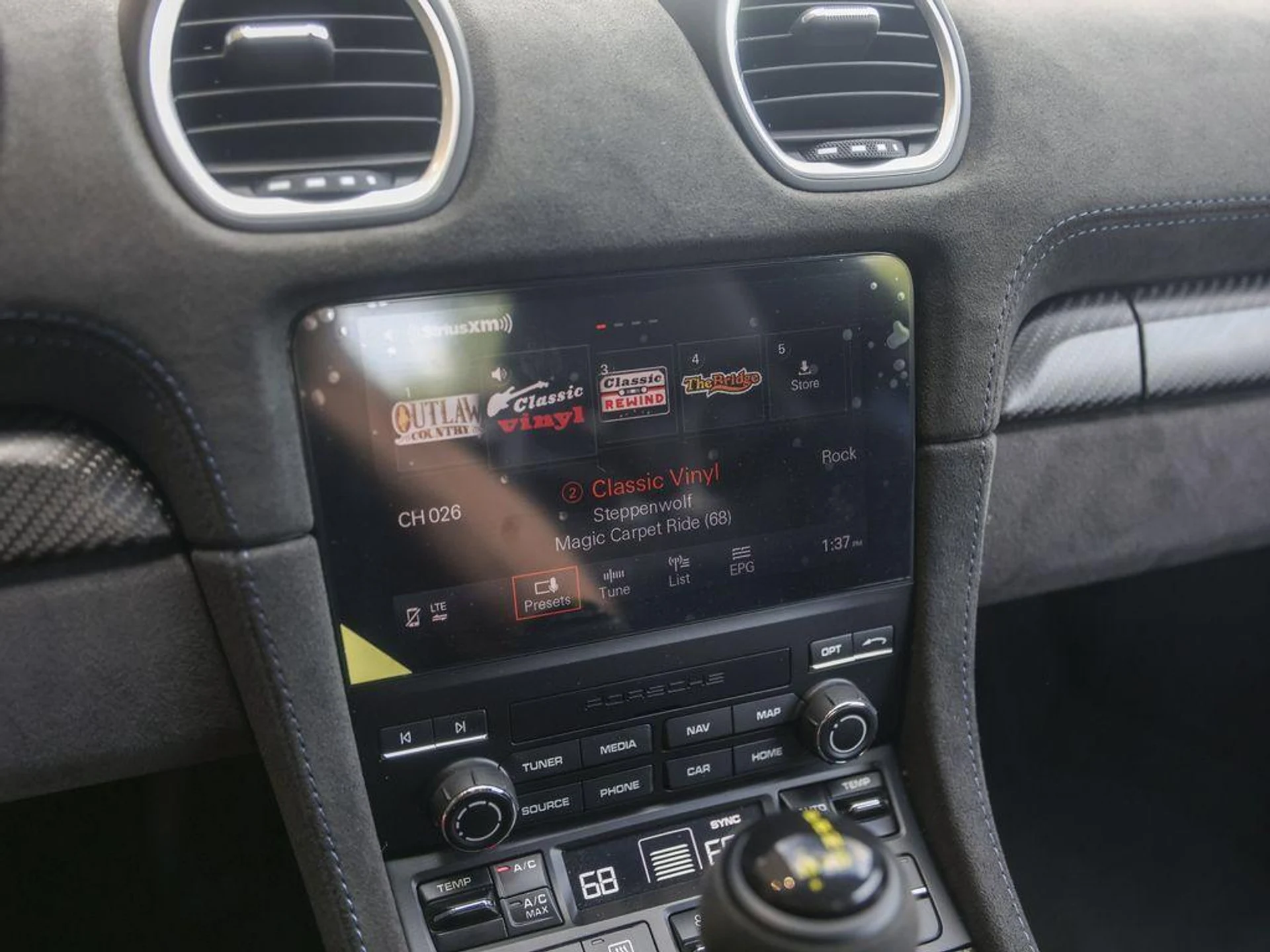 mph023_234417996_P8_YC_Cb5yowc82maos_Sl_Cg_Ryrtnw_c149c225e1