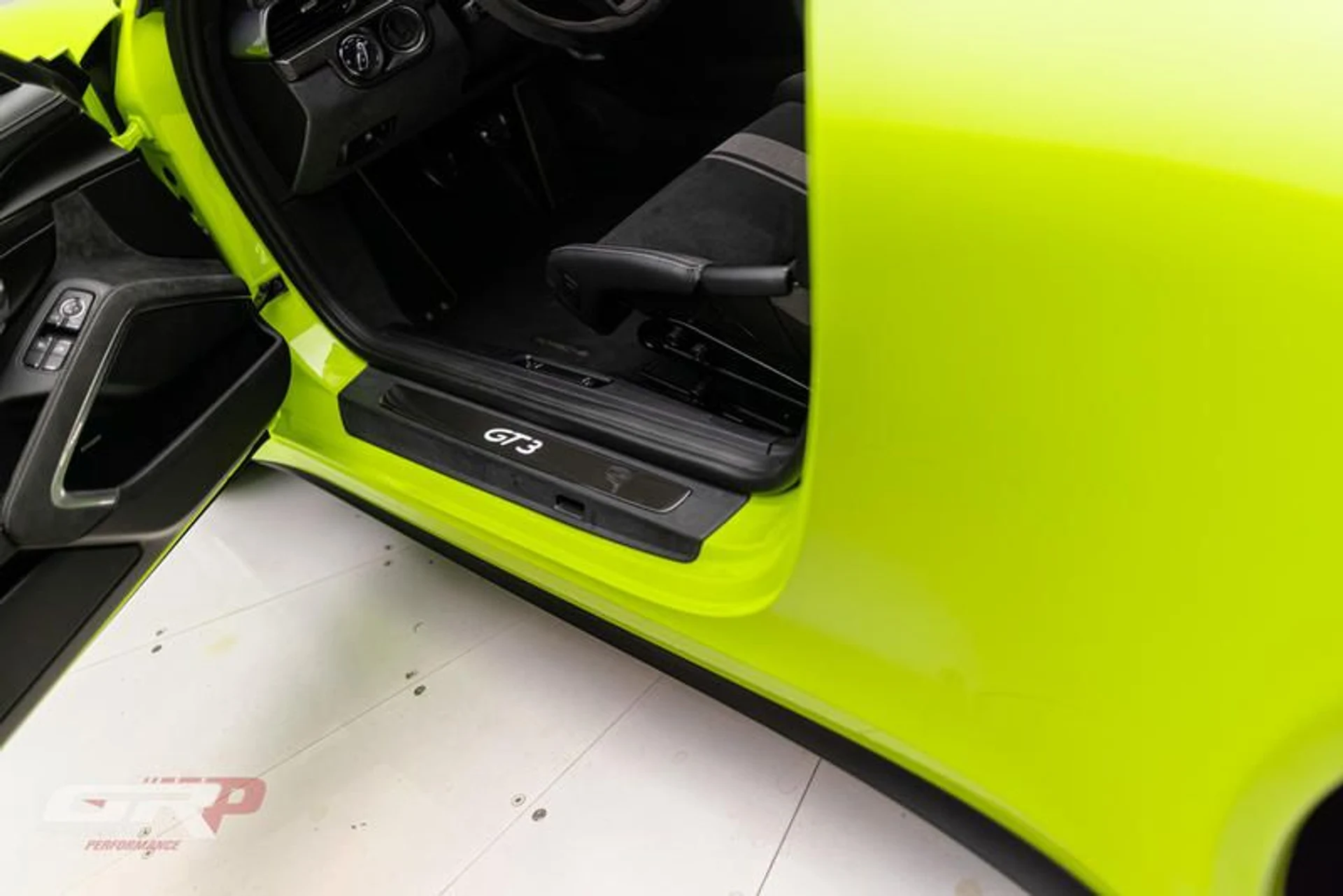 mph023_2355267960_913_A988_F_08_D3_4_DD_2_865_B_0548_A6_E4_EC_0_E_adffecf53a