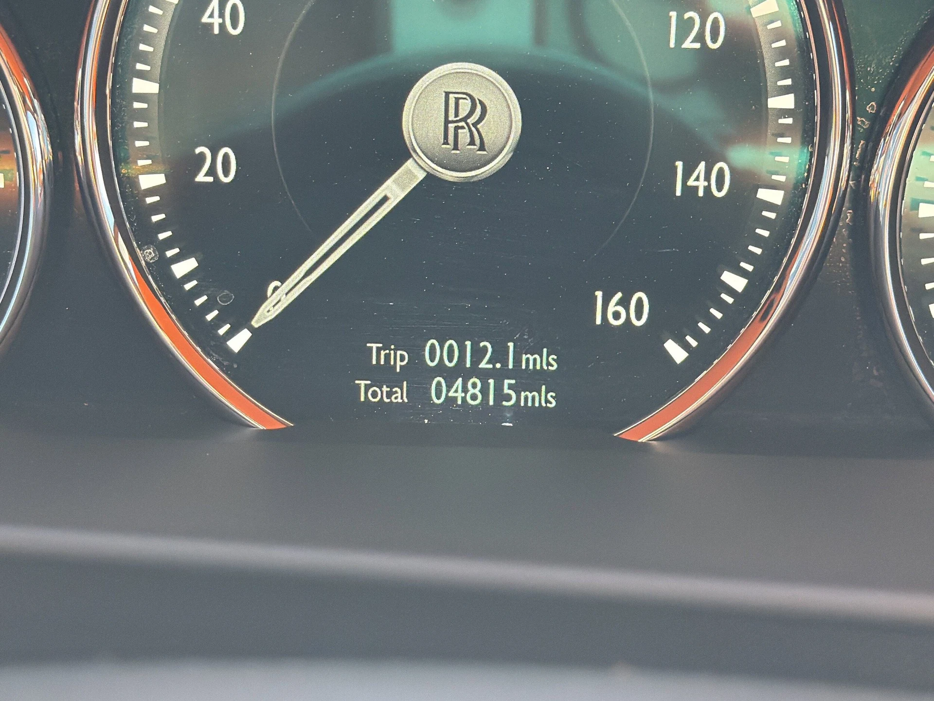 mph023_2356547547_b7bc434a25cf4b8ce611812b04eb863bx_d55f83404c