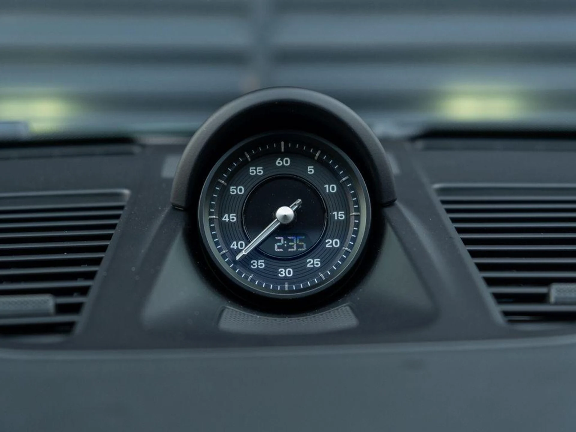 mph023_2372402305_q_qlb_J_Ji5_S5_Hh_G_Dde3s_Mc_D_Jh_I6_M_c6f8374179