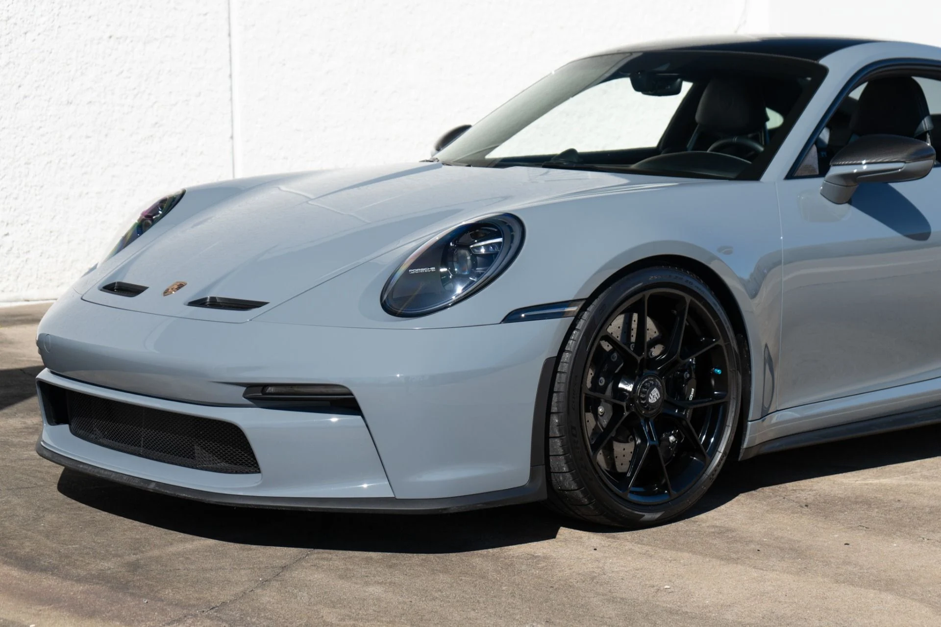 mph023_2372998931_Used_2024_Porsche_911_GT_3_Touring_1771783226_3efdad1ca2