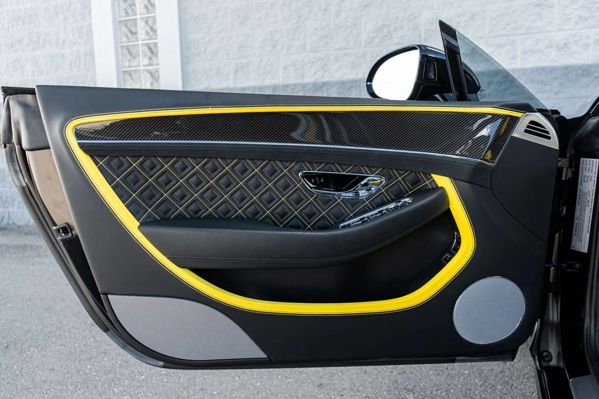 mph023_237854110_28120551_52e7_4f30_9cdd_fb543a61fc70_26599d8206