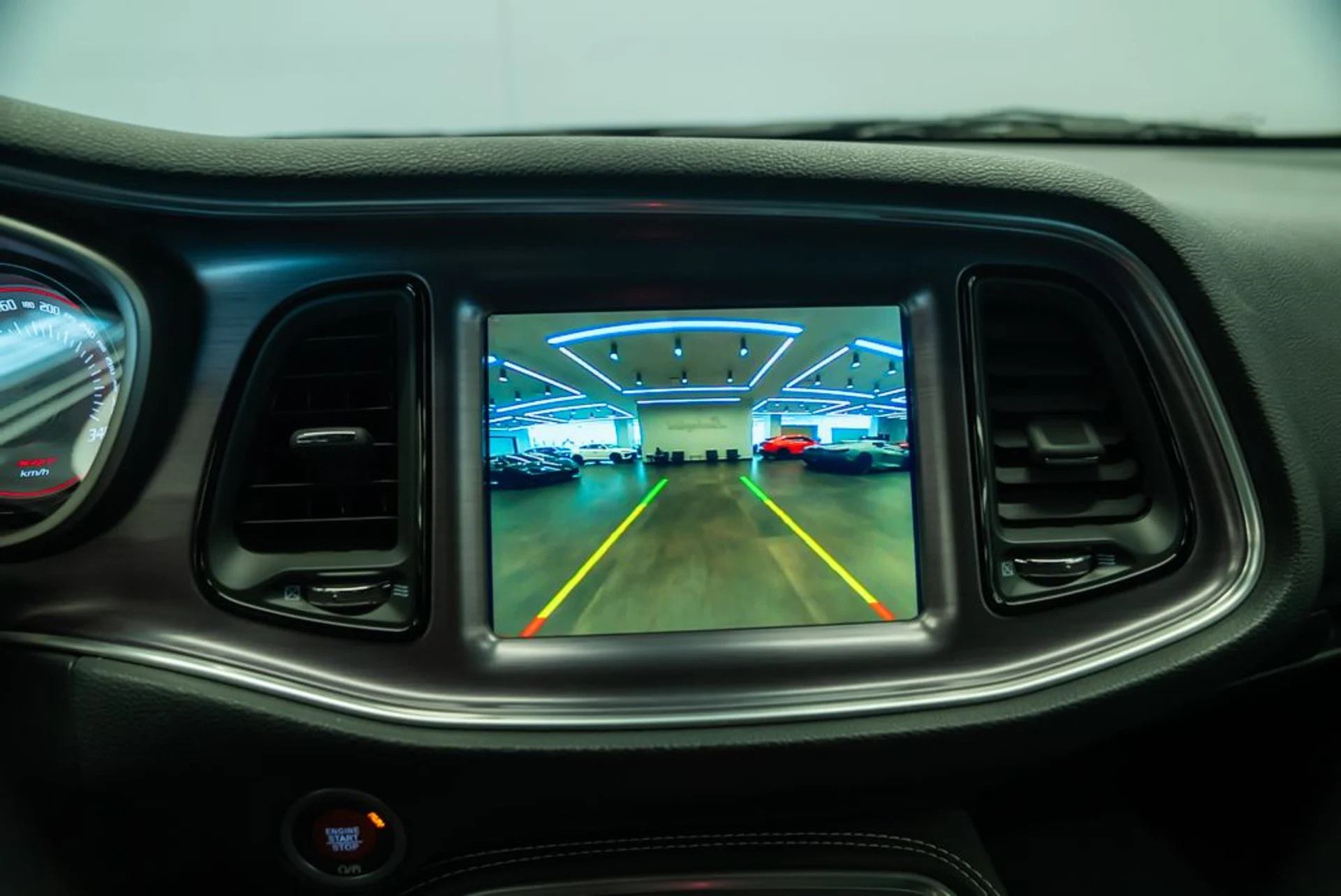 mph023_2383969937_dodge_challenger_2018_jpg_v_1775587595_cbbe76404f