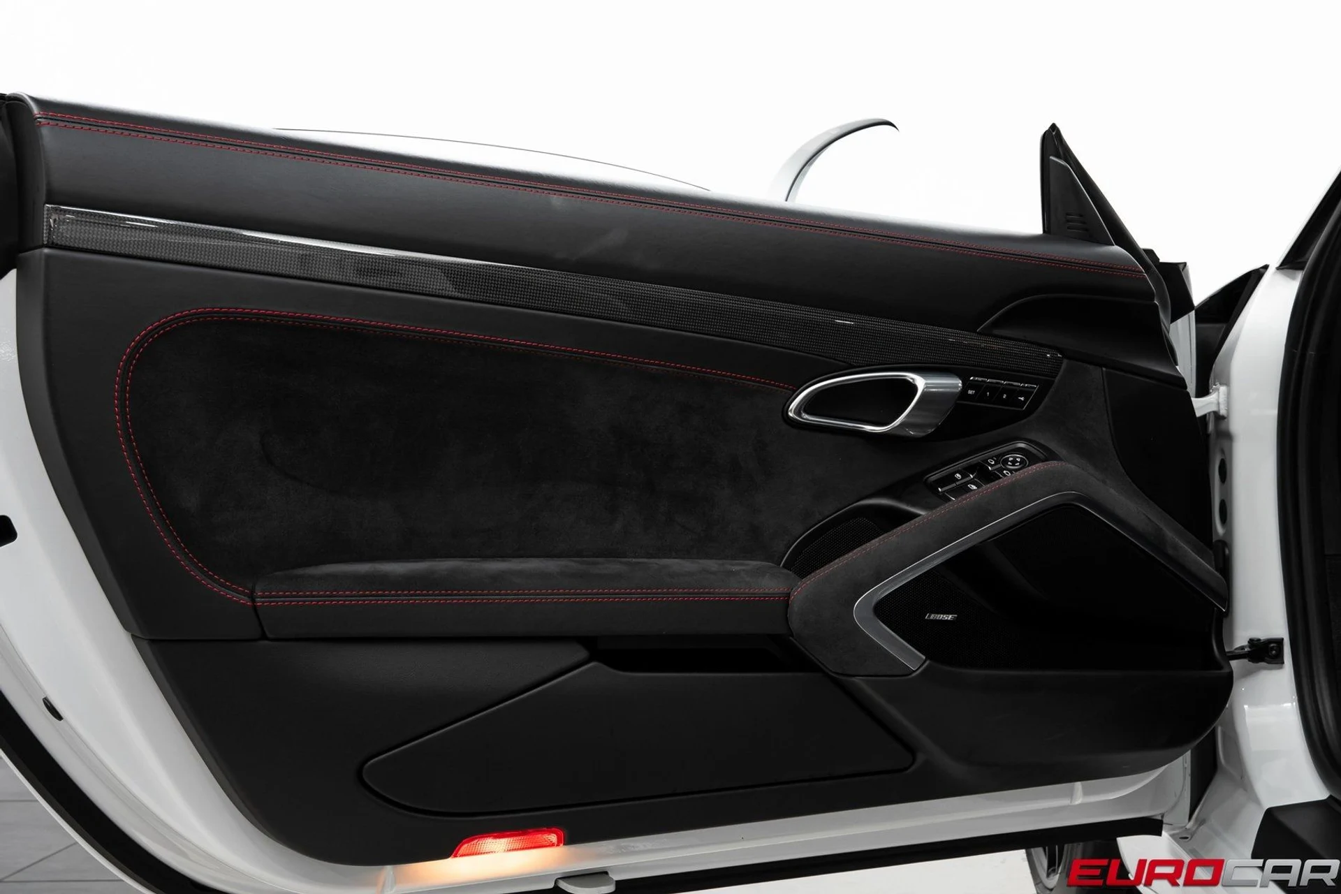 mph023_2385899636_image_24_8130c0cb87