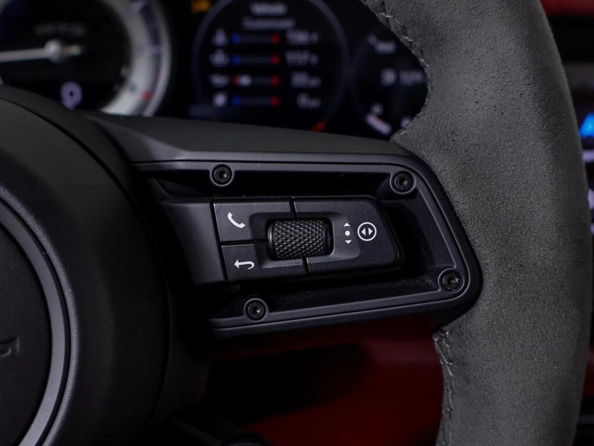 mph023_2390337176_54a6804c290734db6d8f603d03703116x_6068fdc485