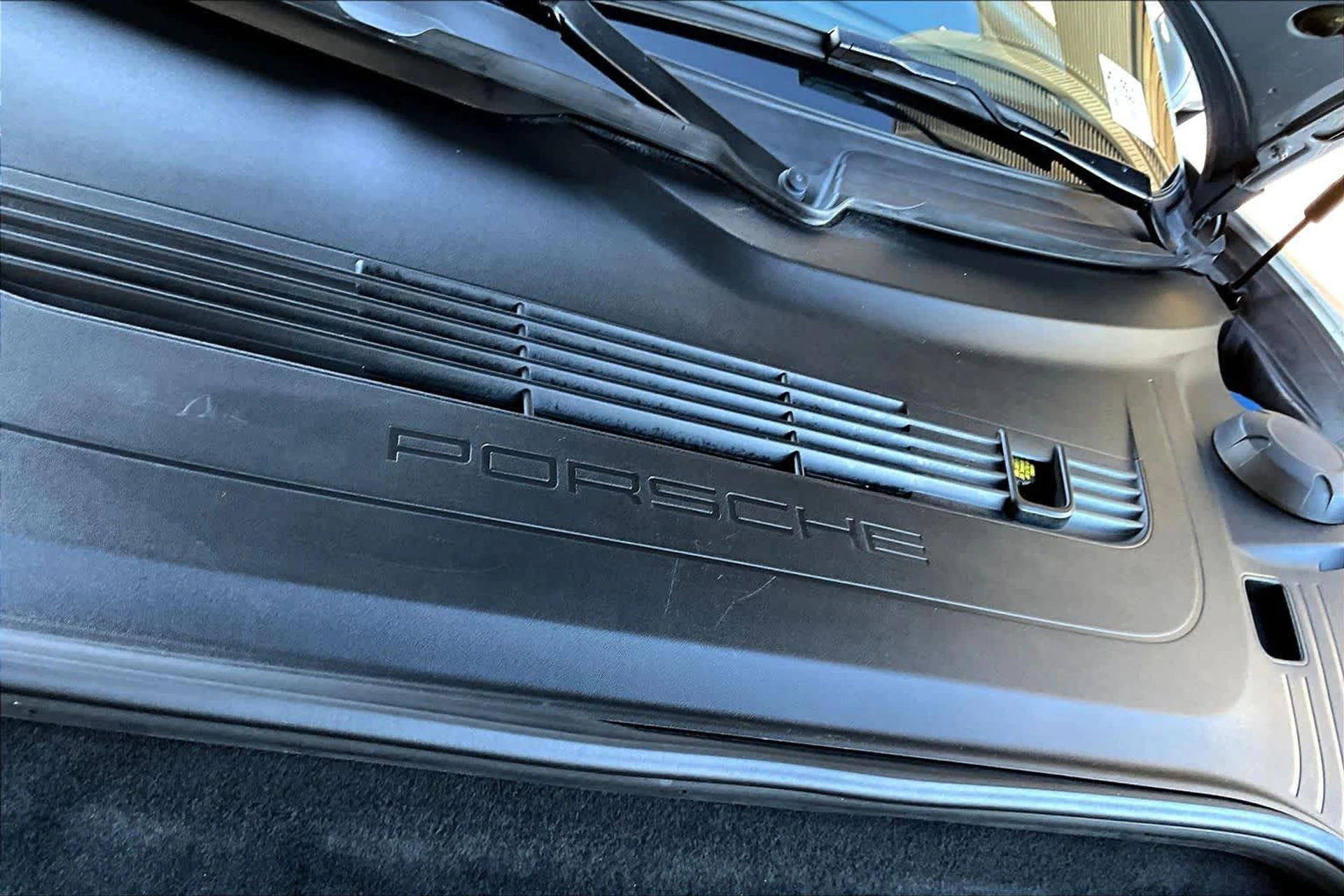 mph023_2393762346_2178023f28fc9aed2bfdbb686de25b18_37933f8855