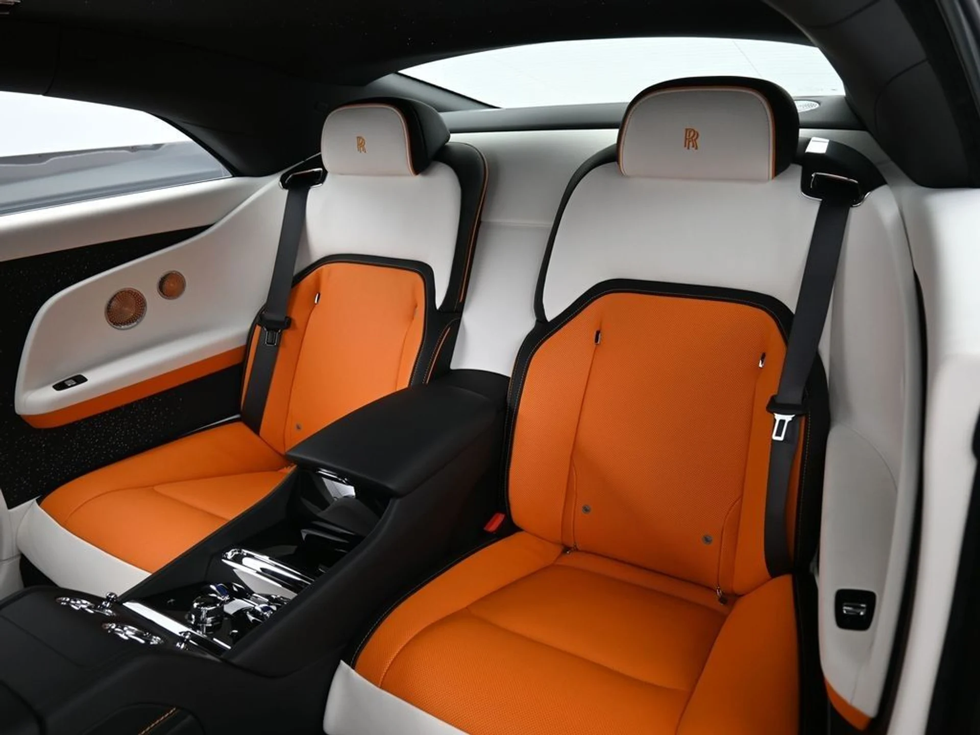 mph023_2394848379_image_23_a06f4f7204