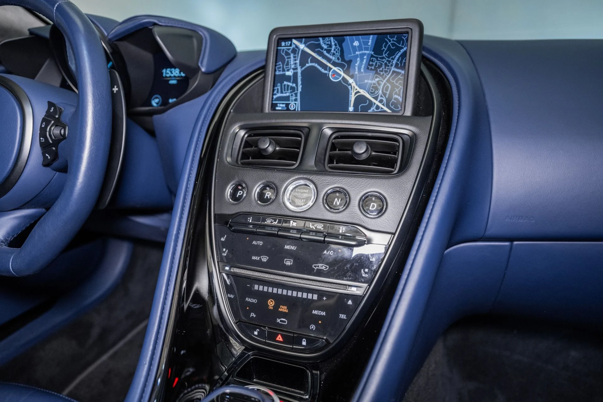 mph023_2396304886_Used_2020_Aston_Martin_DBS_Superleggera_1754334854_235fd7b28e