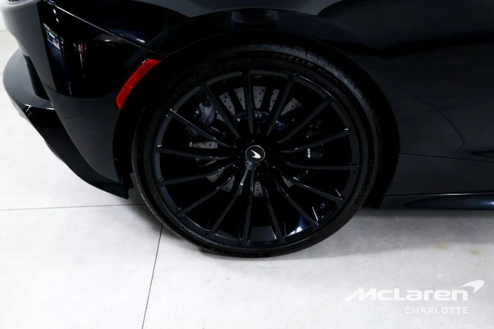 mph023_2396714438_Used_2023_Mc_Laren_GT_e335b34640