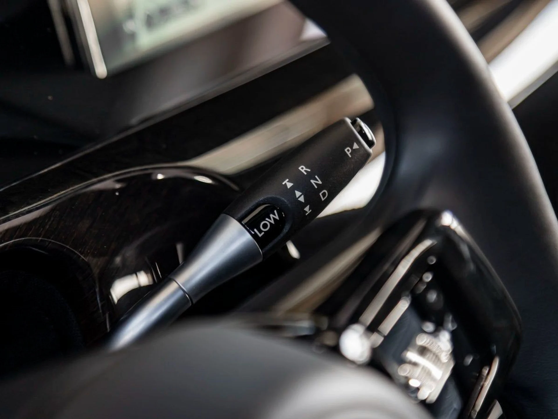 mph023_2401298403_24_9d34d37285