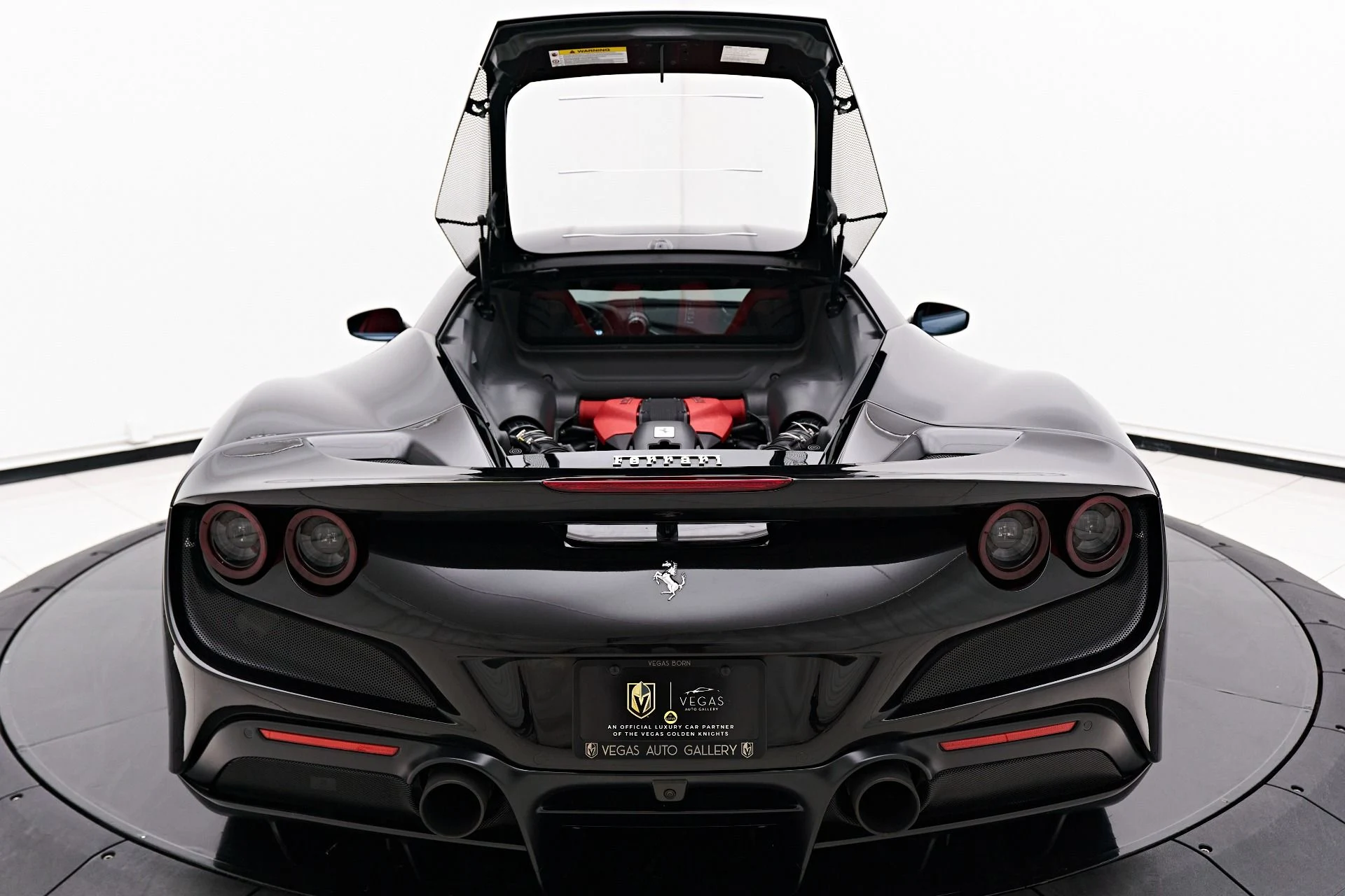 mph023_2403209044_Used_2022_Ferrari_F8_Tributo_Base_1709940717_bccfe72dff