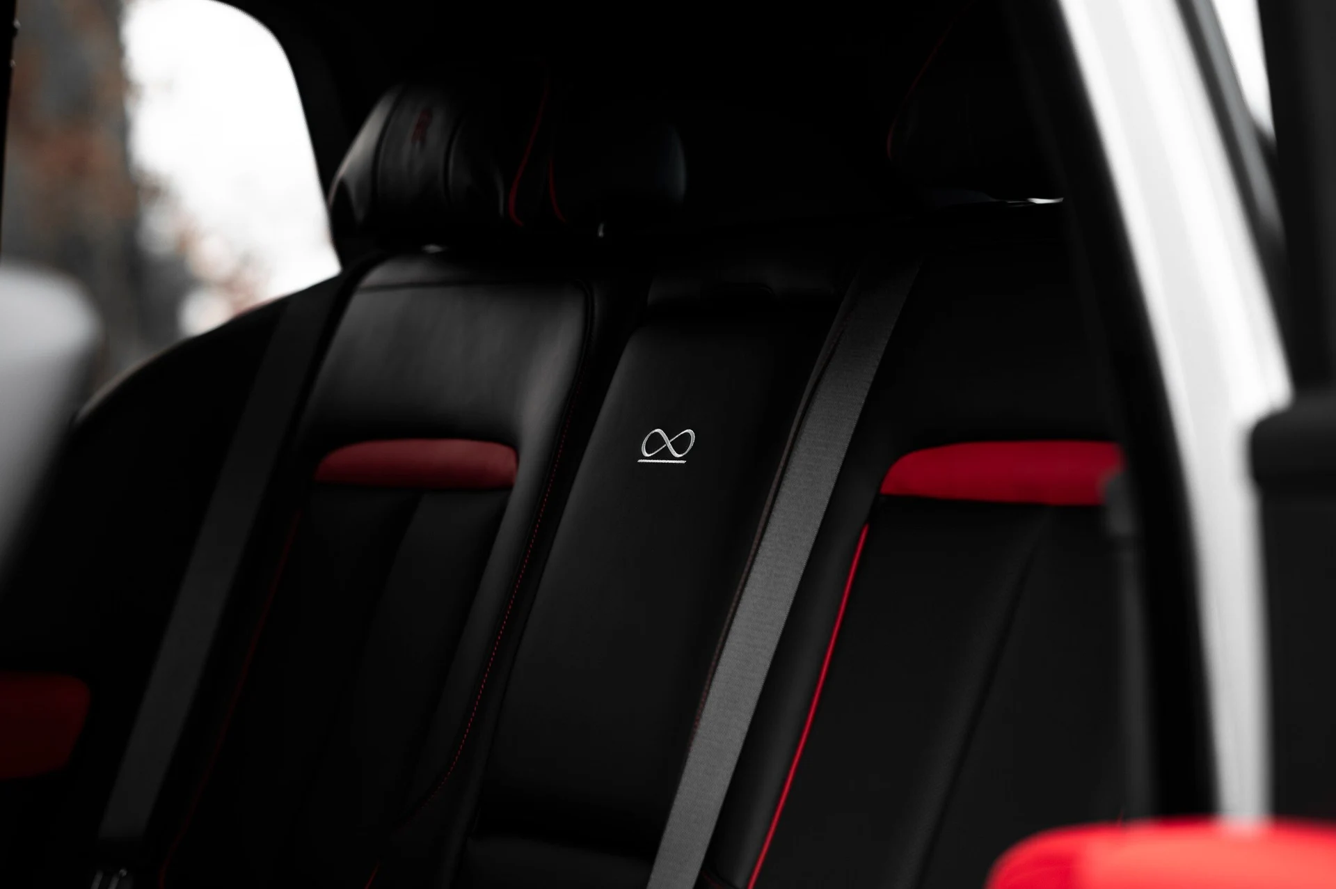 mph023_2403817371_f081e6aaa69549eda1d37d772e70f96f_990186e050