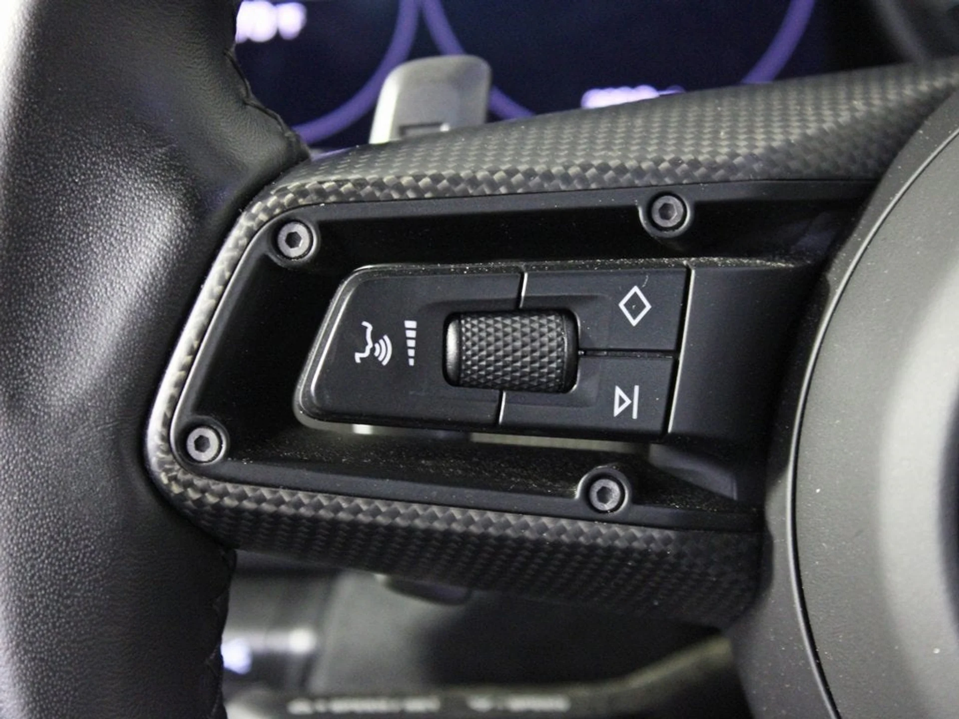 mph023_2403859693_24_5710cc4451