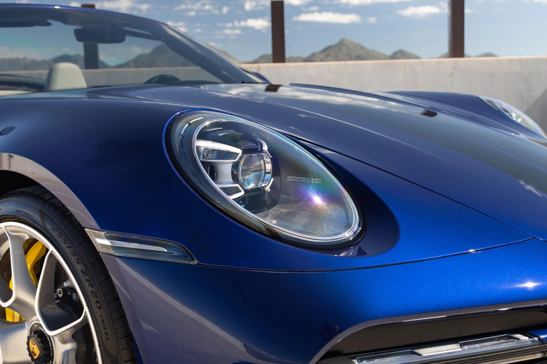 mph023_2410956428_Used_2023_Porsche_911_Turbo_S_1792529936_cc909376be