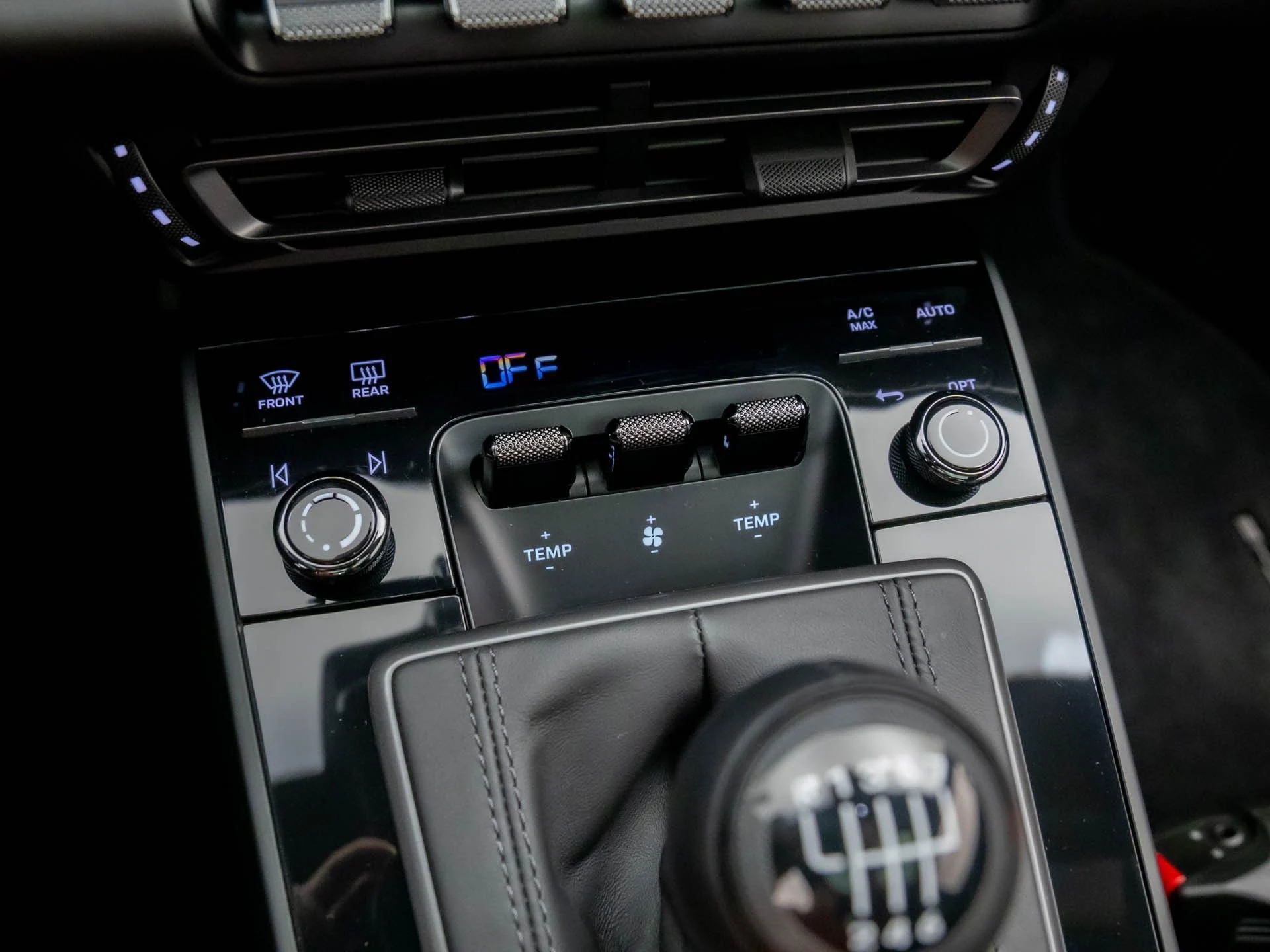 mph023_2411411870_bc7ebbb56ca05d2e5639c8e31a69b198x_05a22c2543