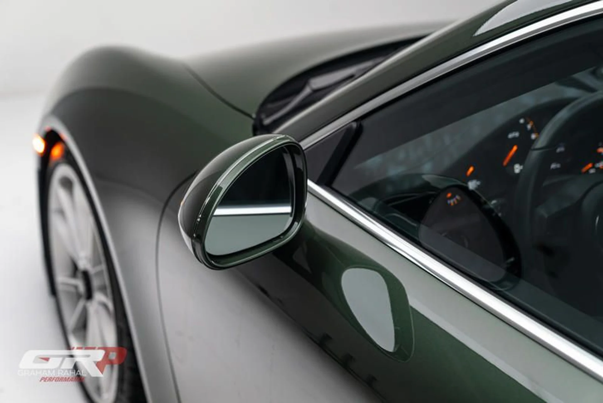 mph023_2413124019_7504487_E_2_E46_4301_818_C_1_D6196_E7_B047_01964095b8