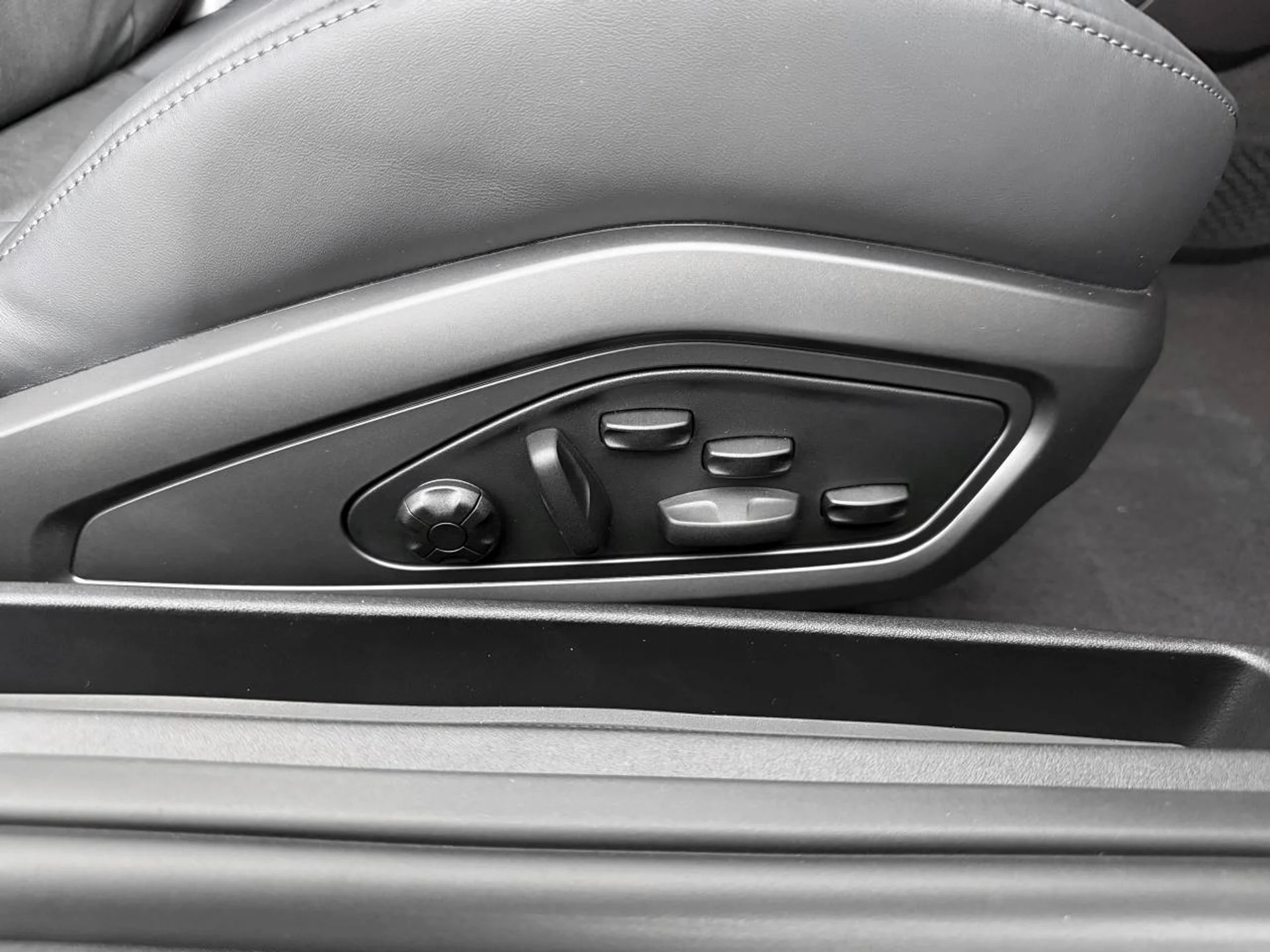 mph023_2422432035_1280_8e4dcdb6b4