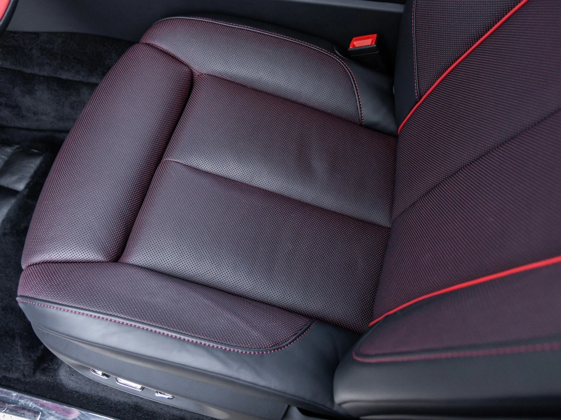 mph023_2423652927_24_f7e7e656ac